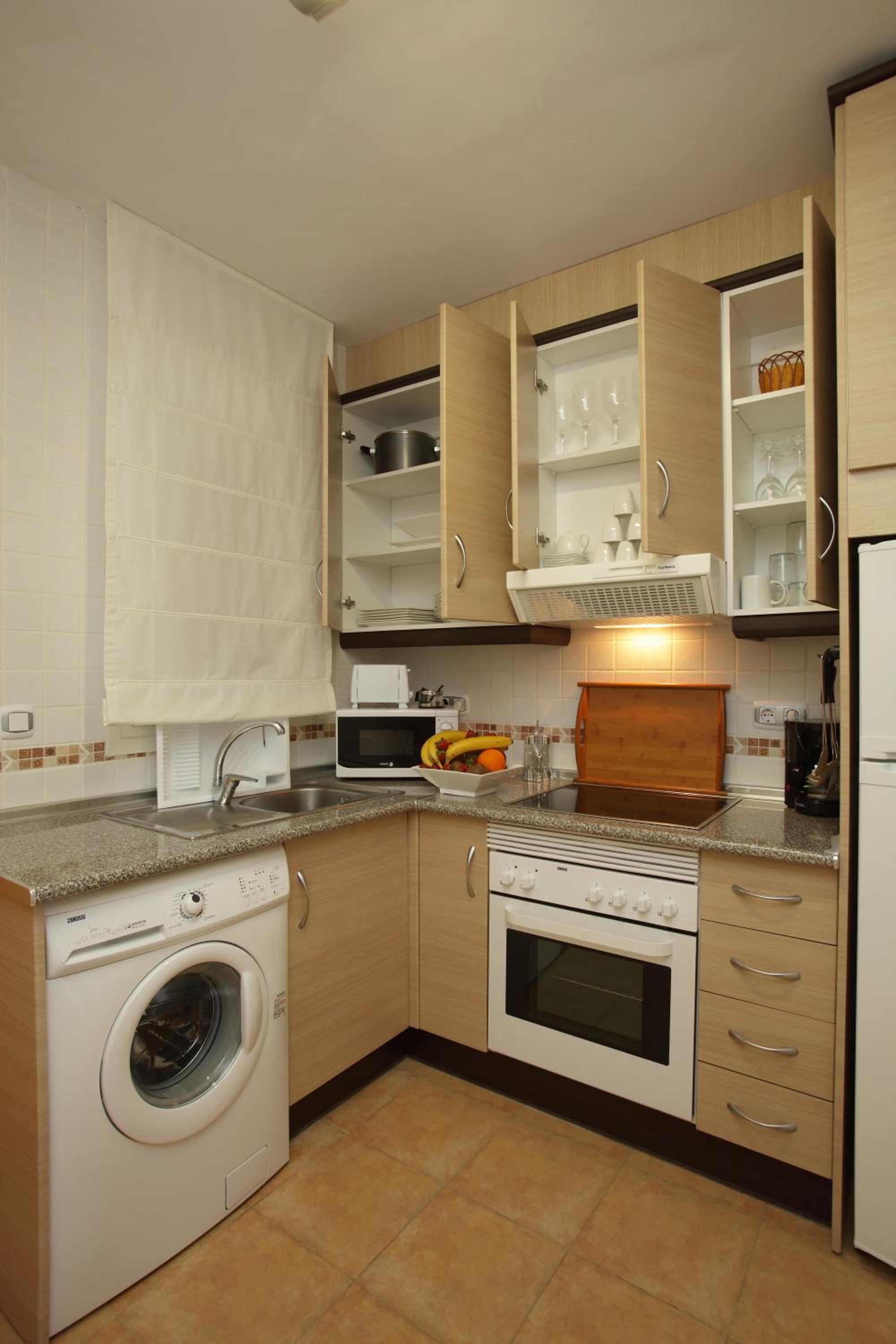 Apartment photo 3