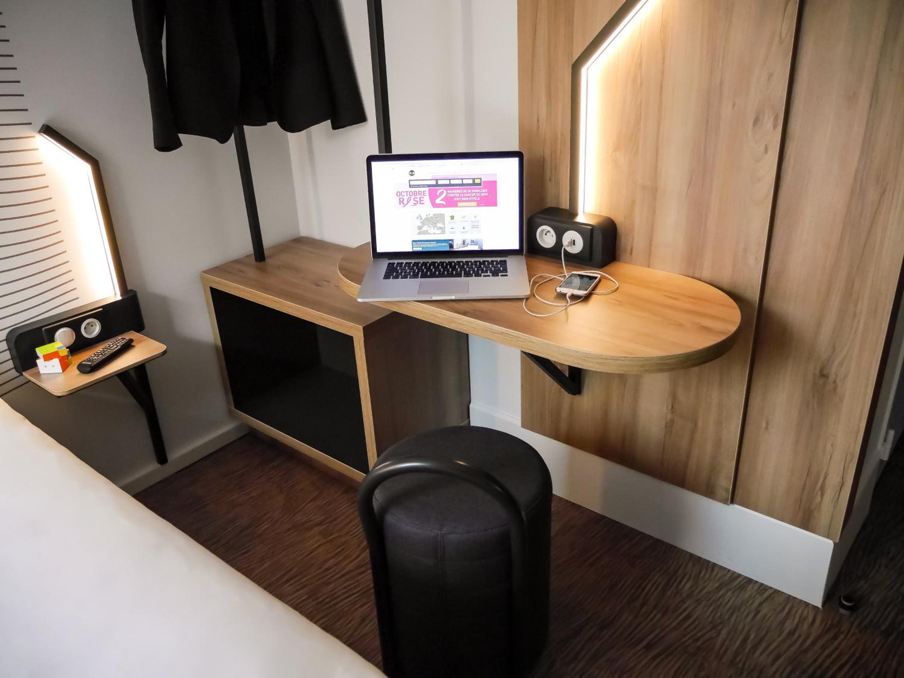 Double Room - Photo 17