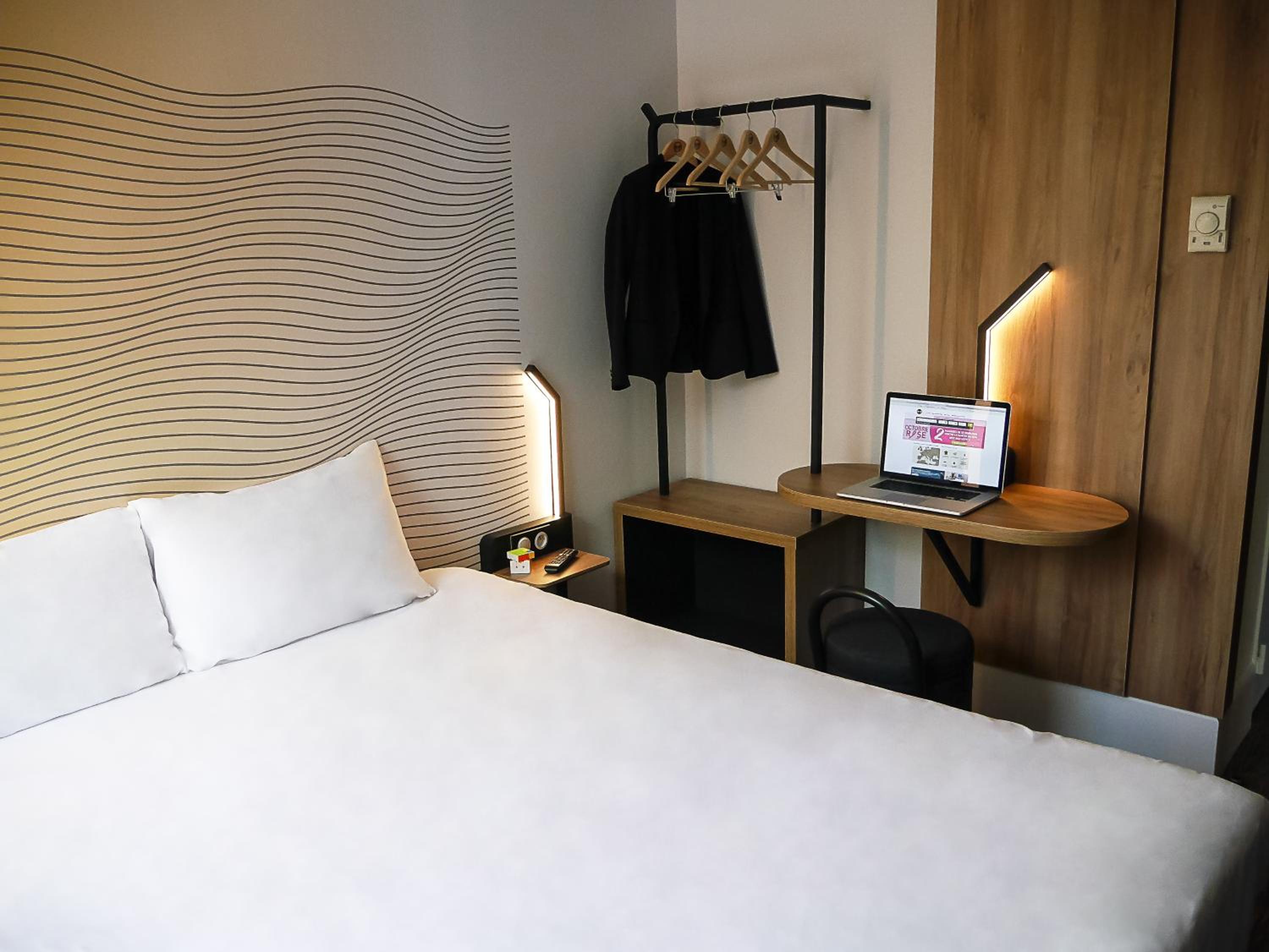 Double Room - Photo 15
