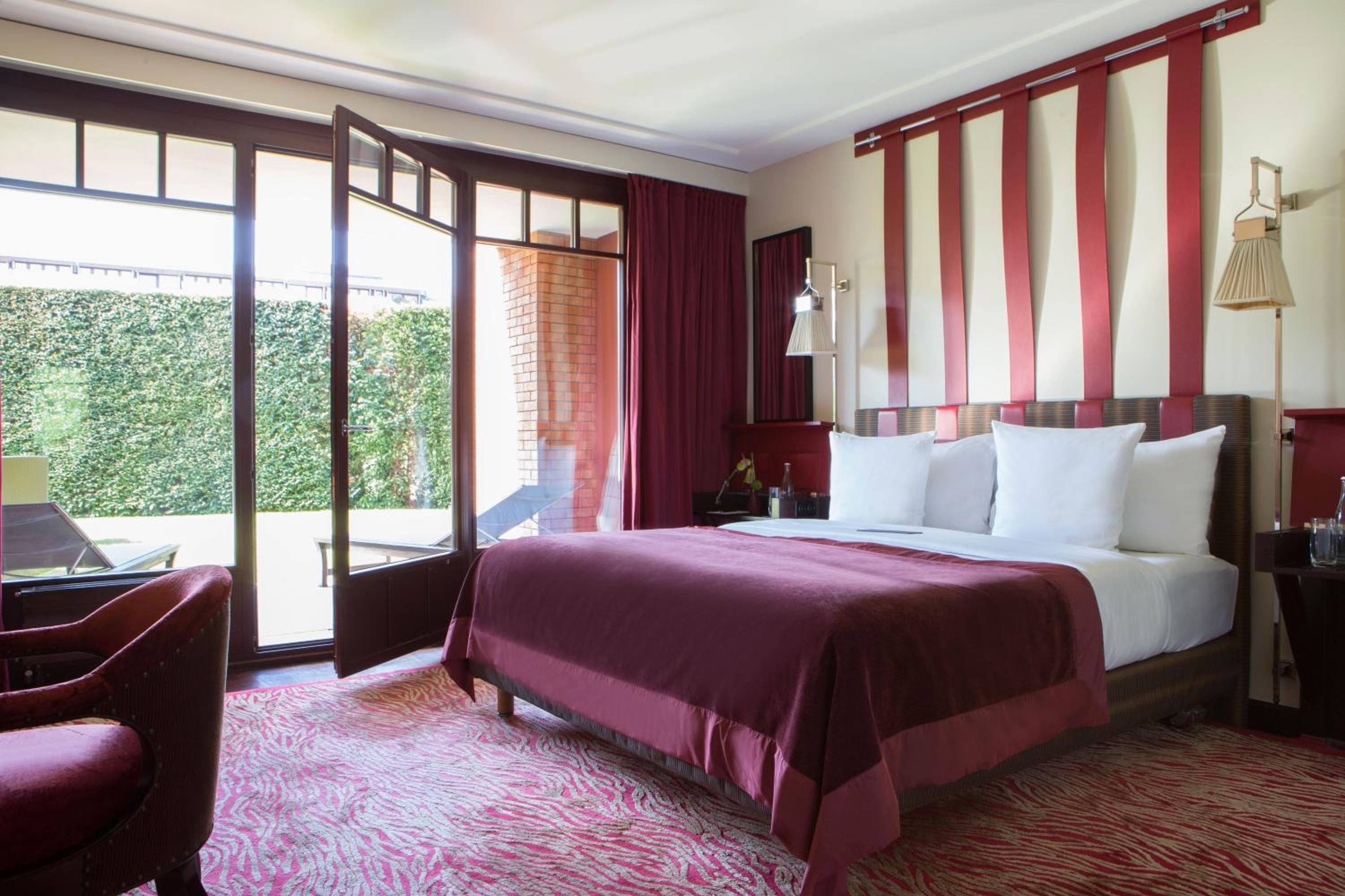 Suite - Photo 2