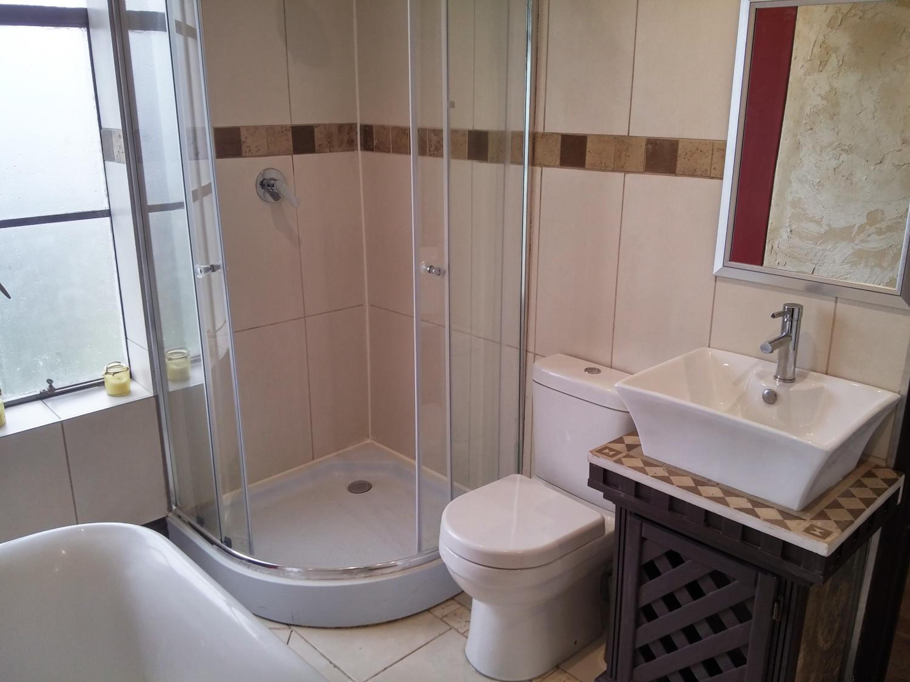 Deluxe Double or Twin Room with Garden View photo 2
