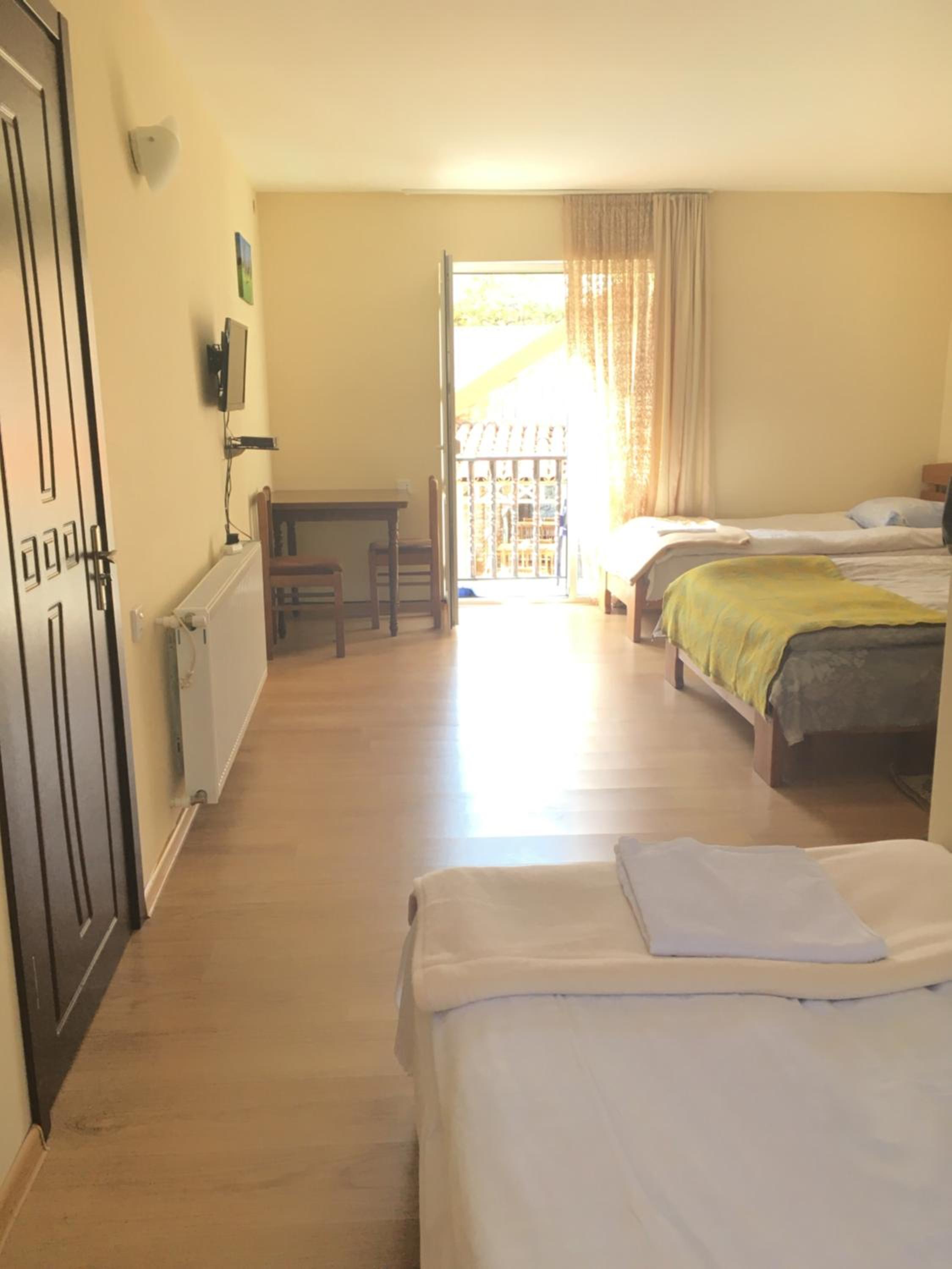 Classic Quadruple Room photo 2