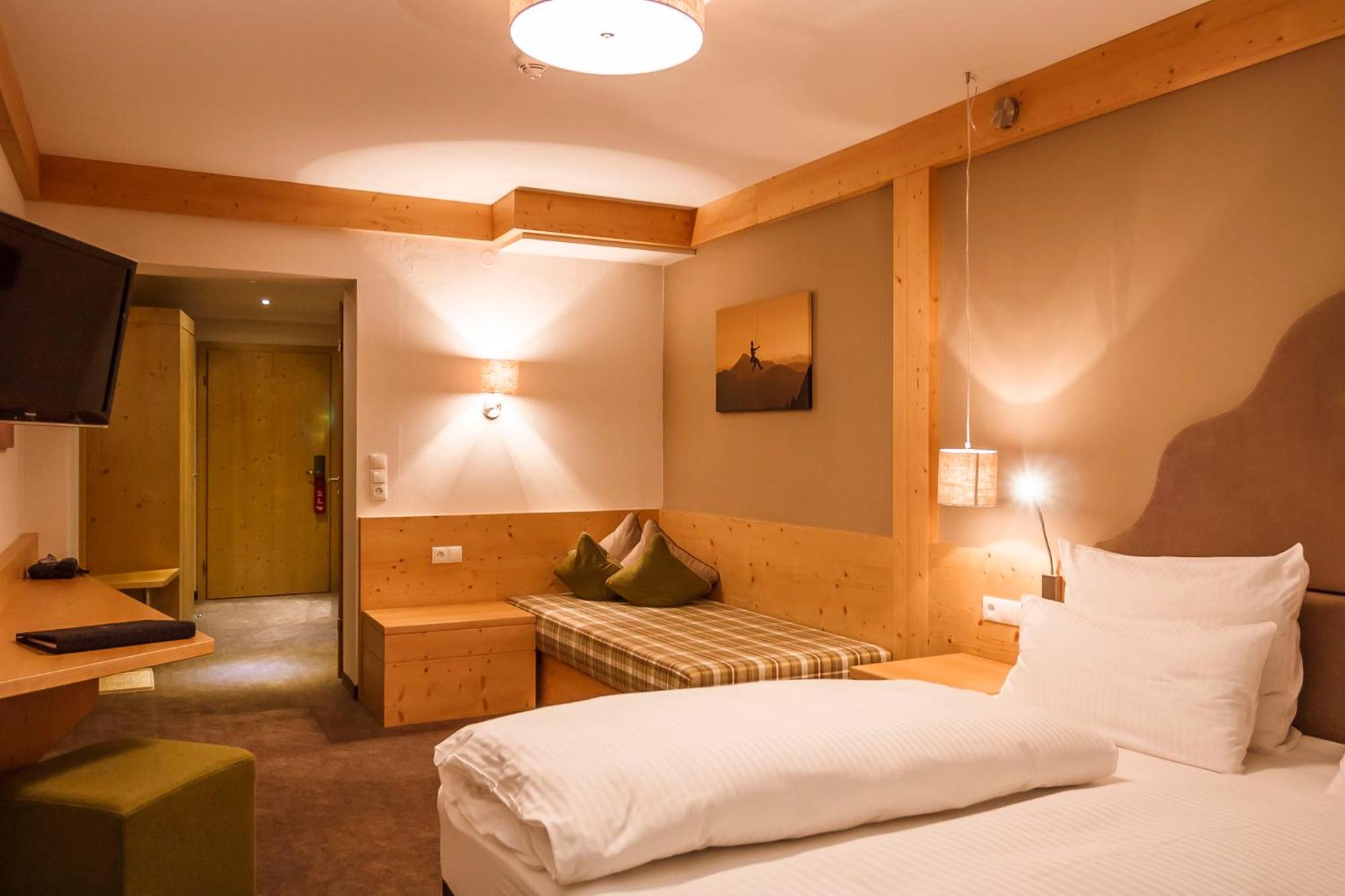 Junior Suite with Shower and Balcony