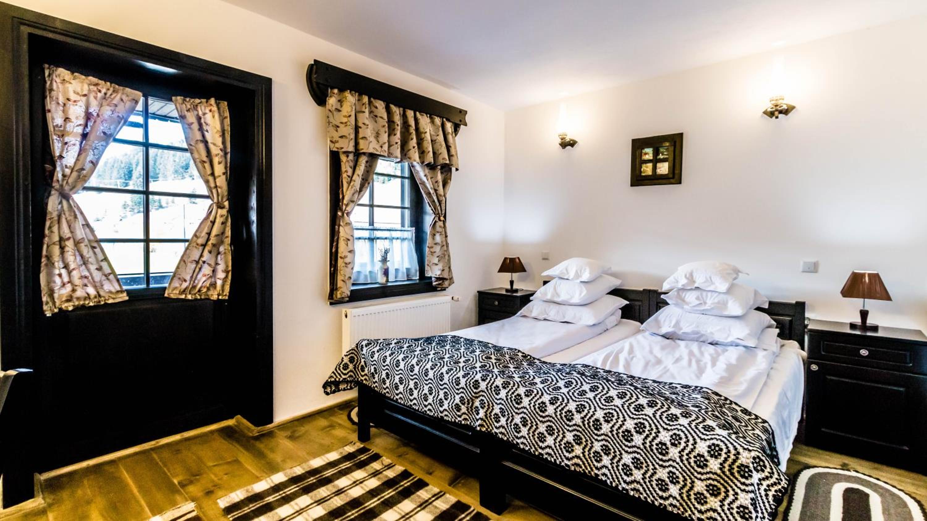 King Room with Mountain View