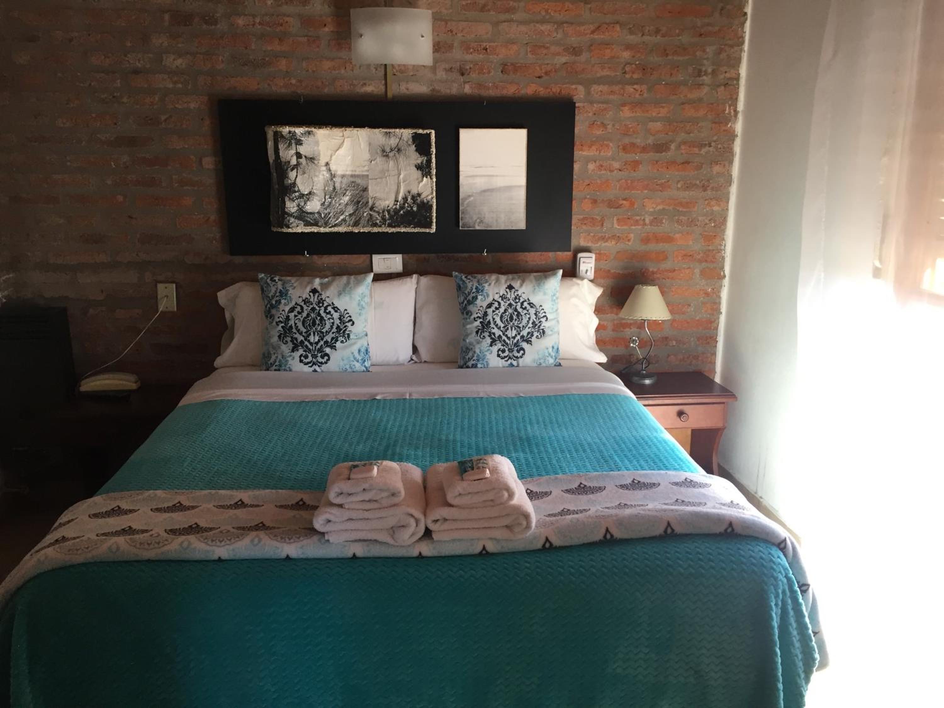 Standard Double or Twin Room photo 2