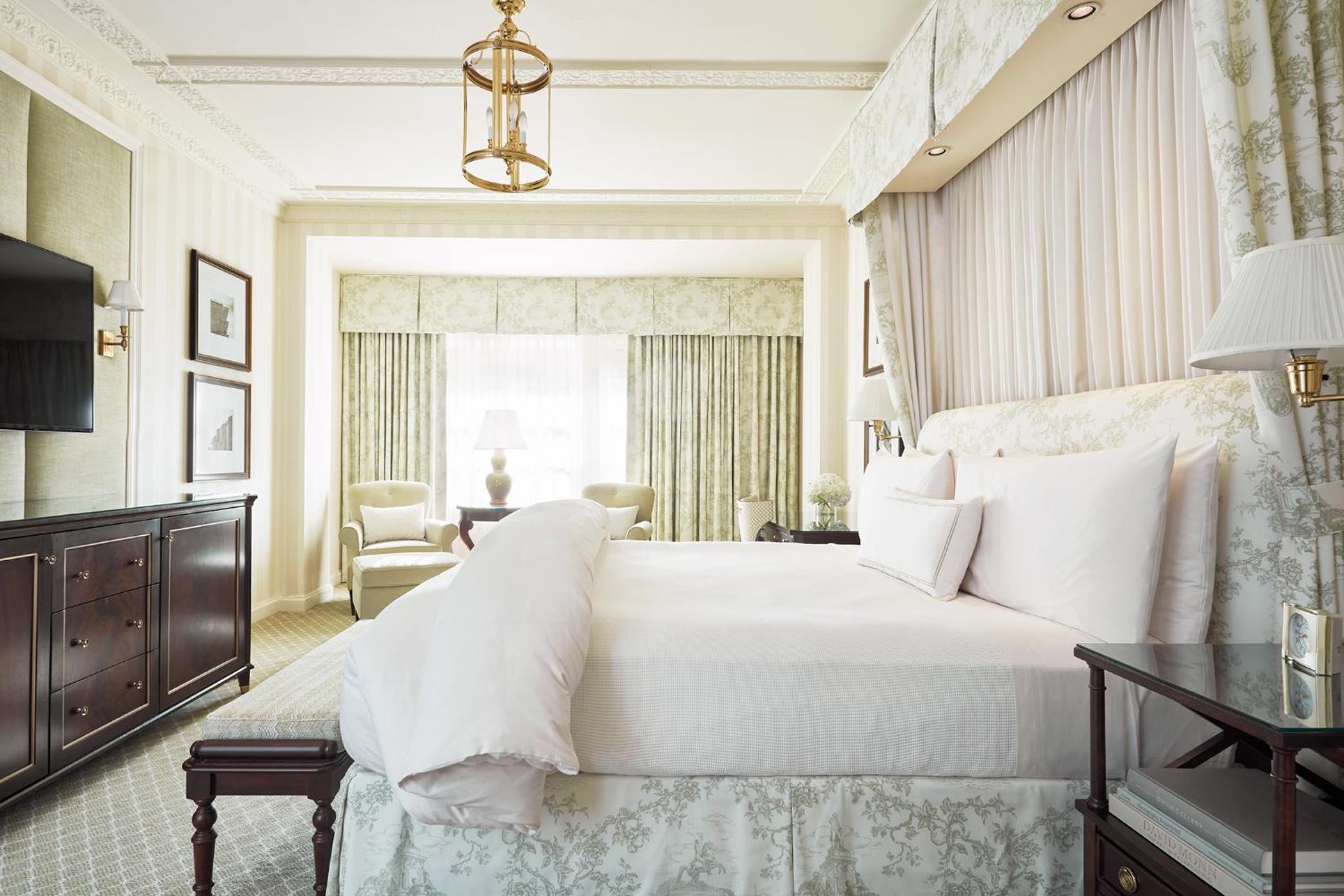 Deluxe Room - Photo 2