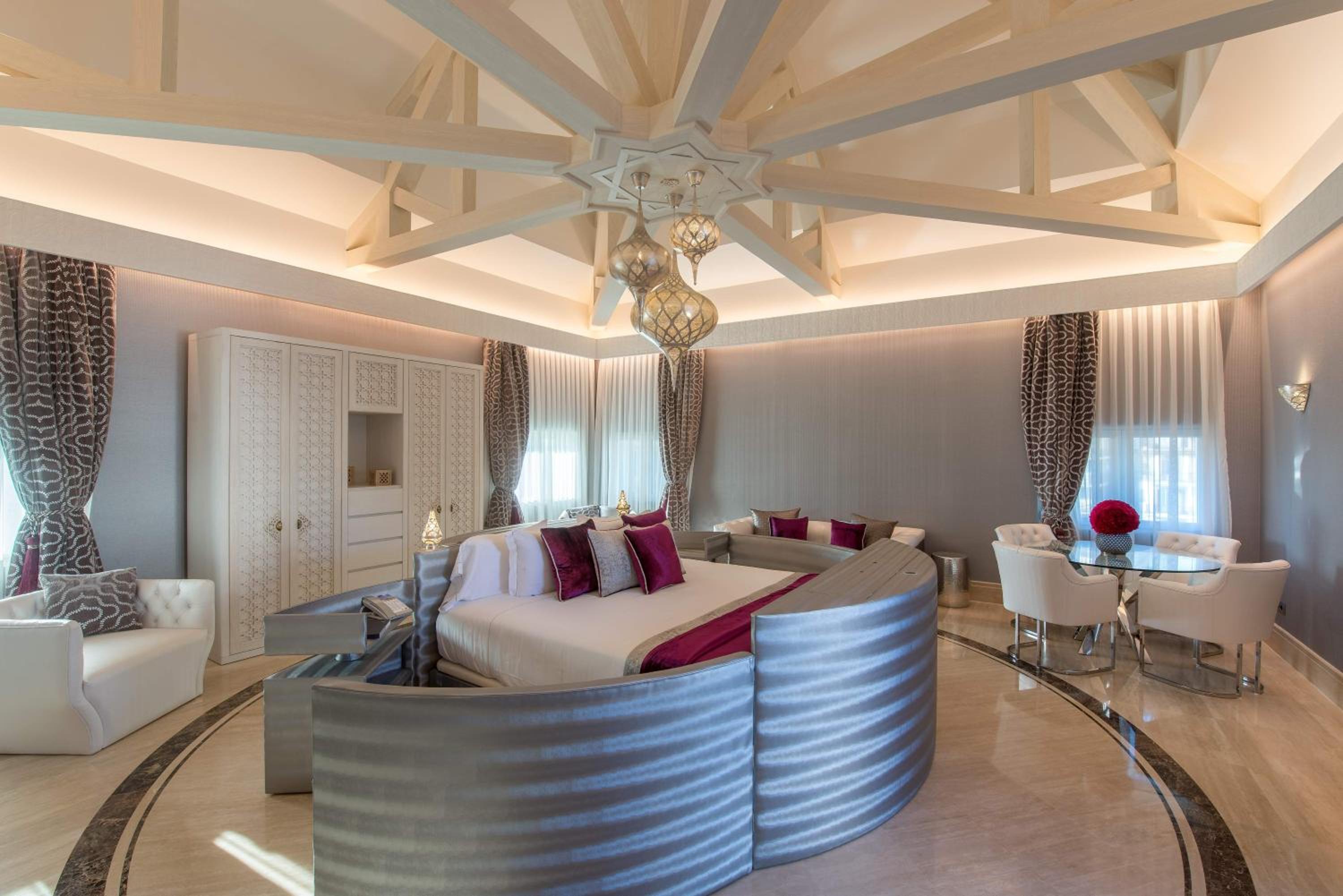 Crown Suite