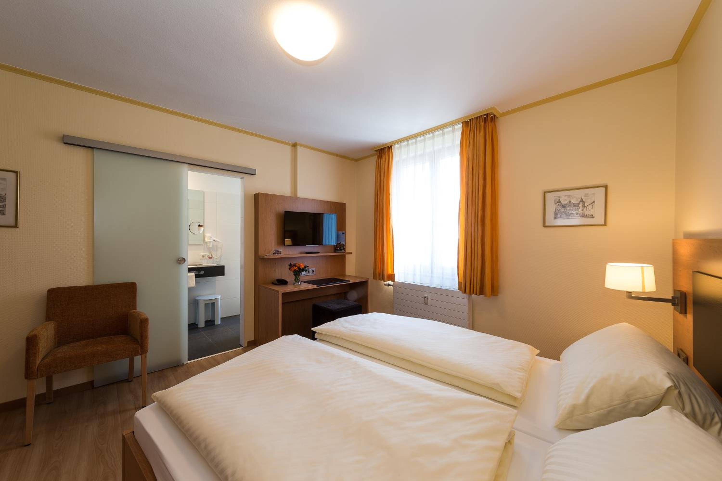 Double Room photo 3