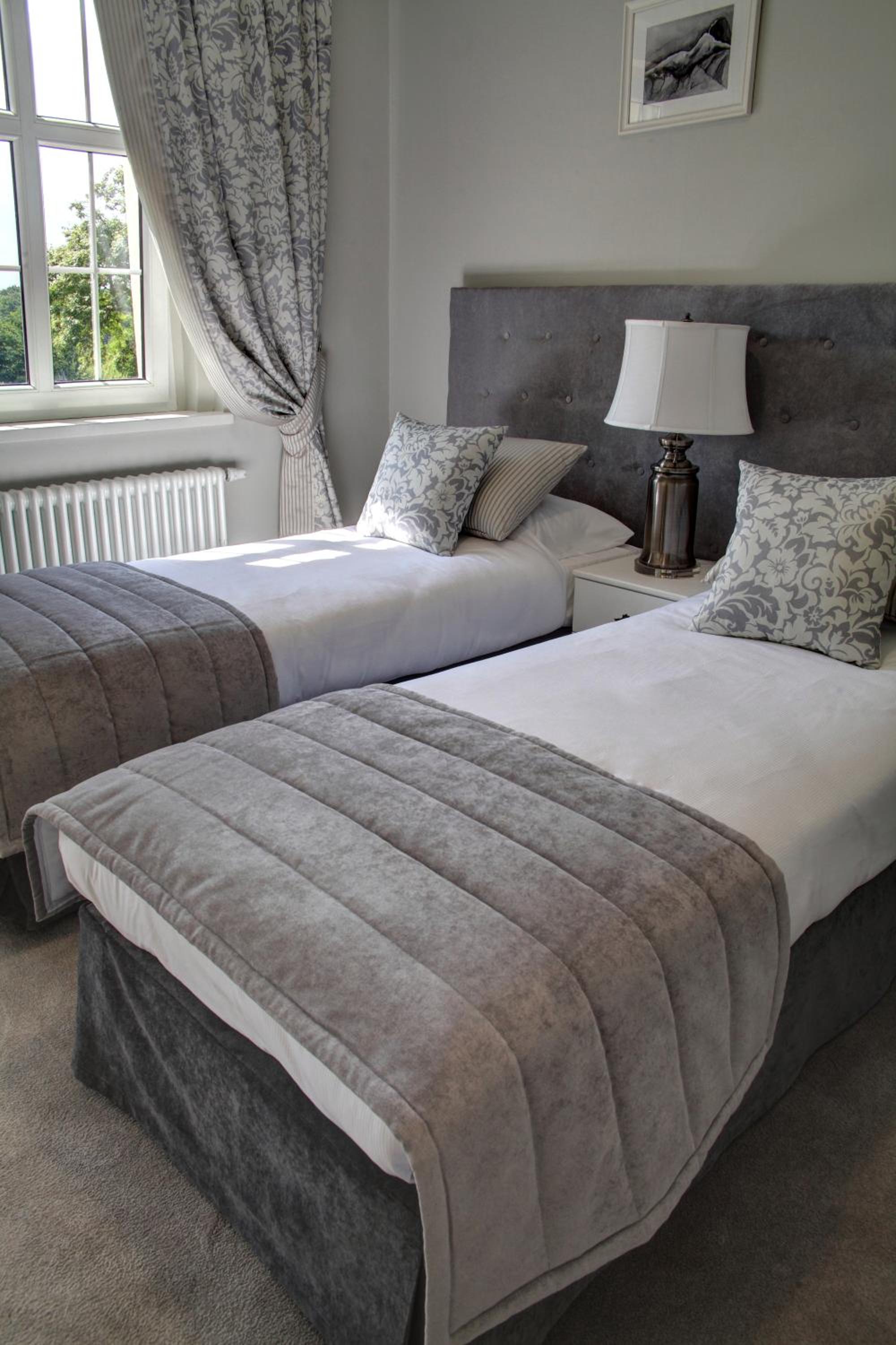 Deluxe Double or Twin Room with Garden View photo 2