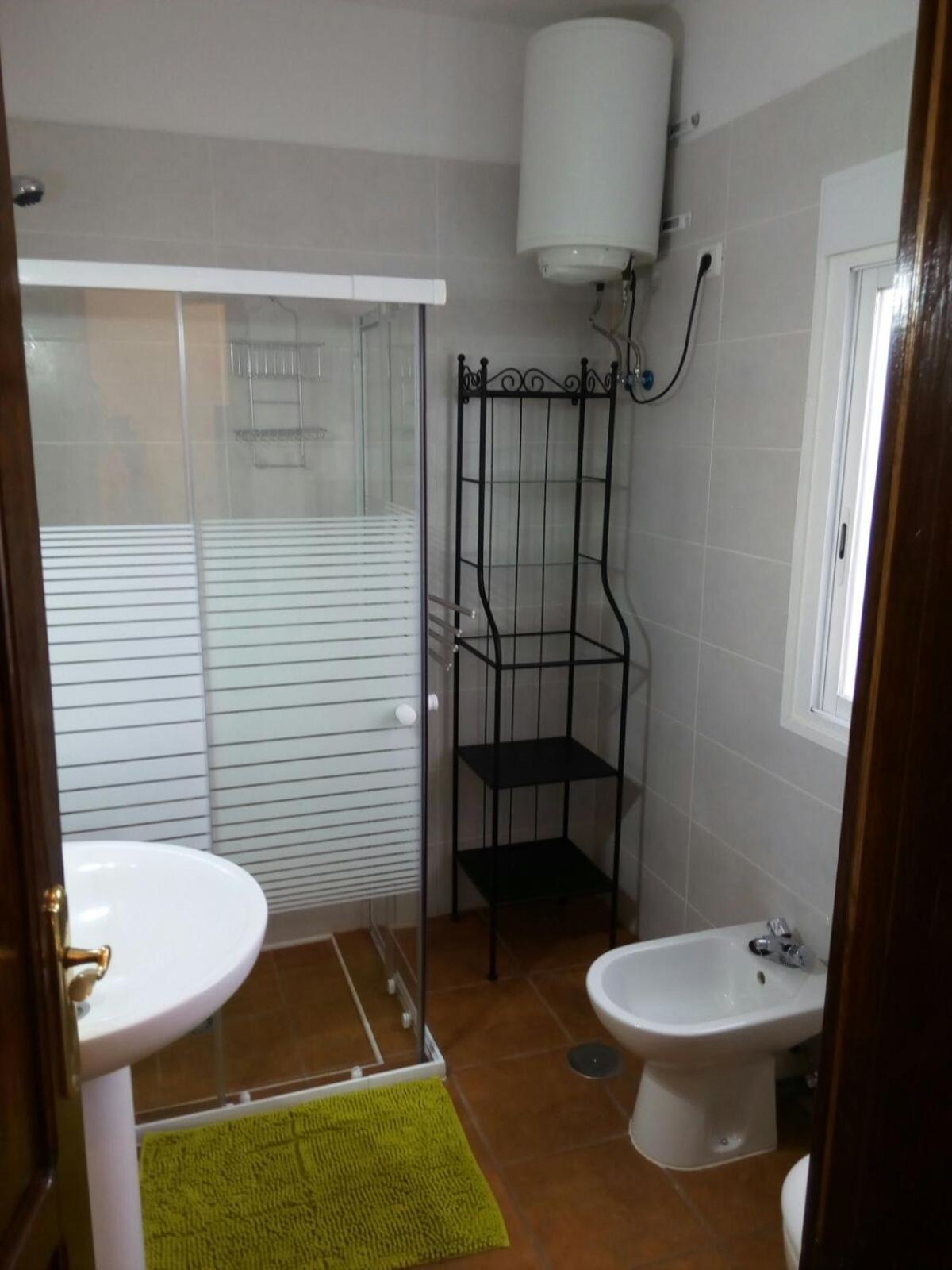 Two-Bedroom House - Photo 23