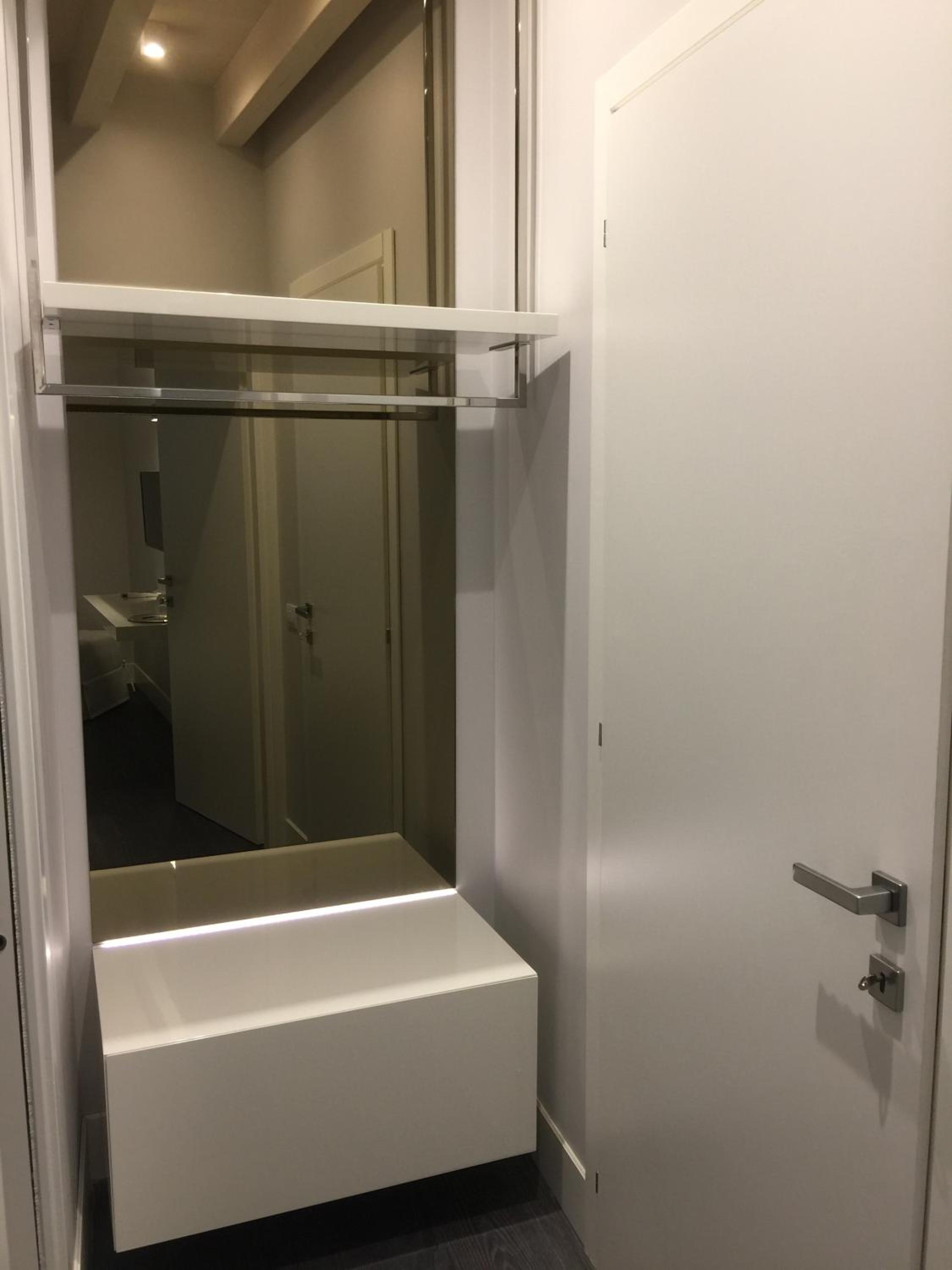 Double Room - Photo 13