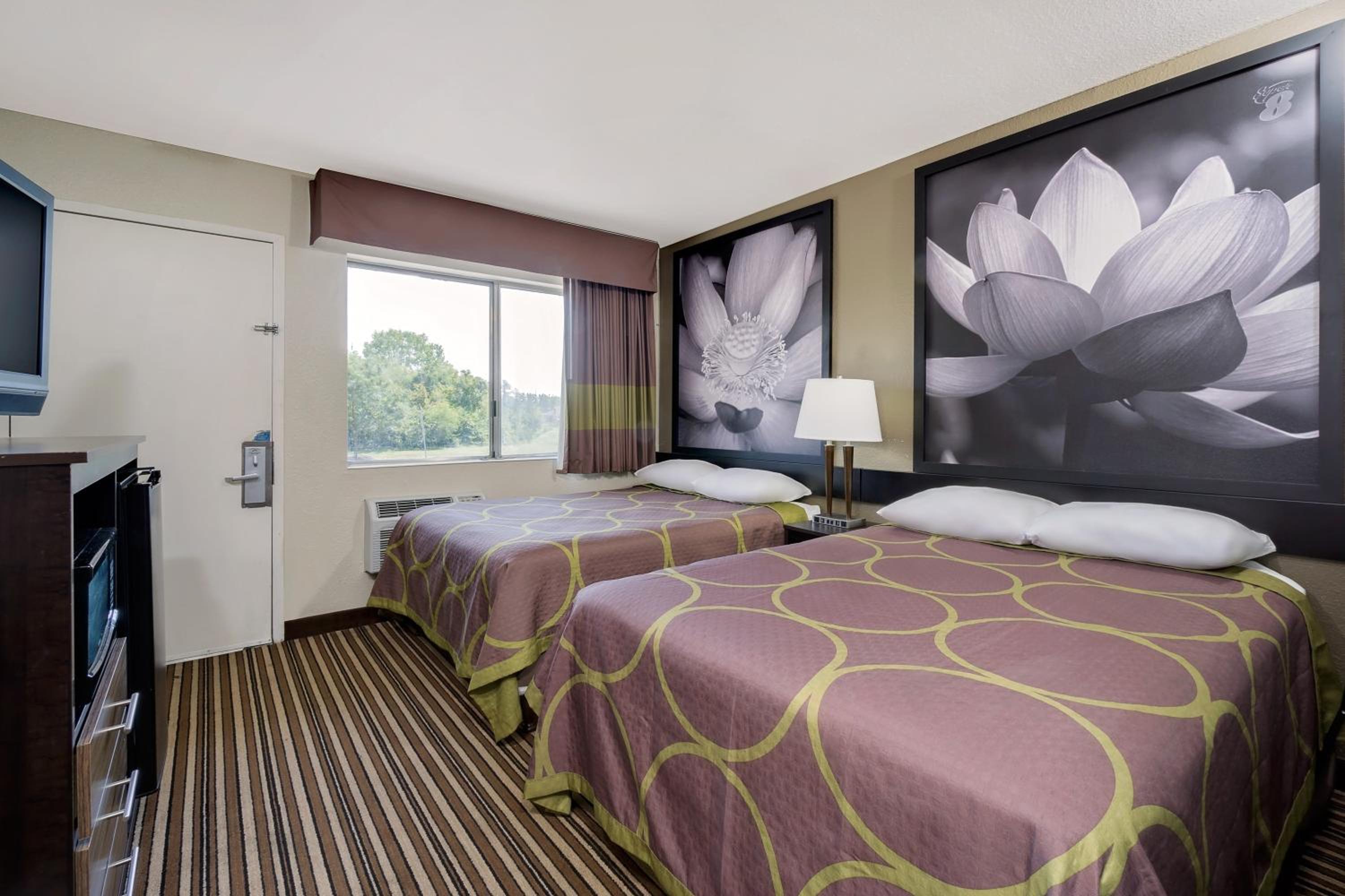 Double Room with Two Double Beds - Non-Smoking - Photo 5