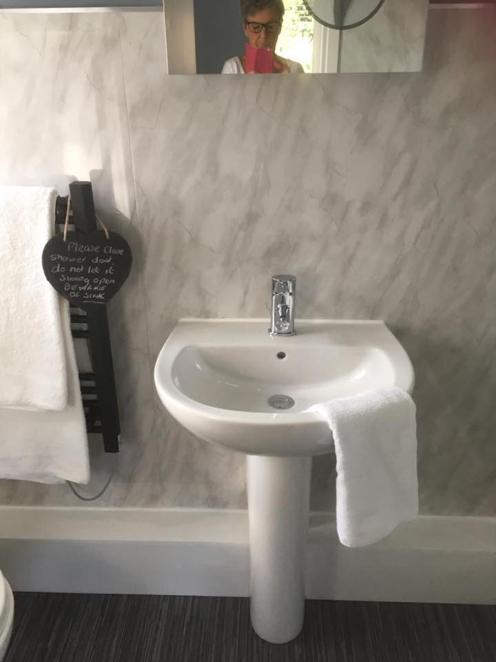 Comfort Triple Room with Shower photo 3
