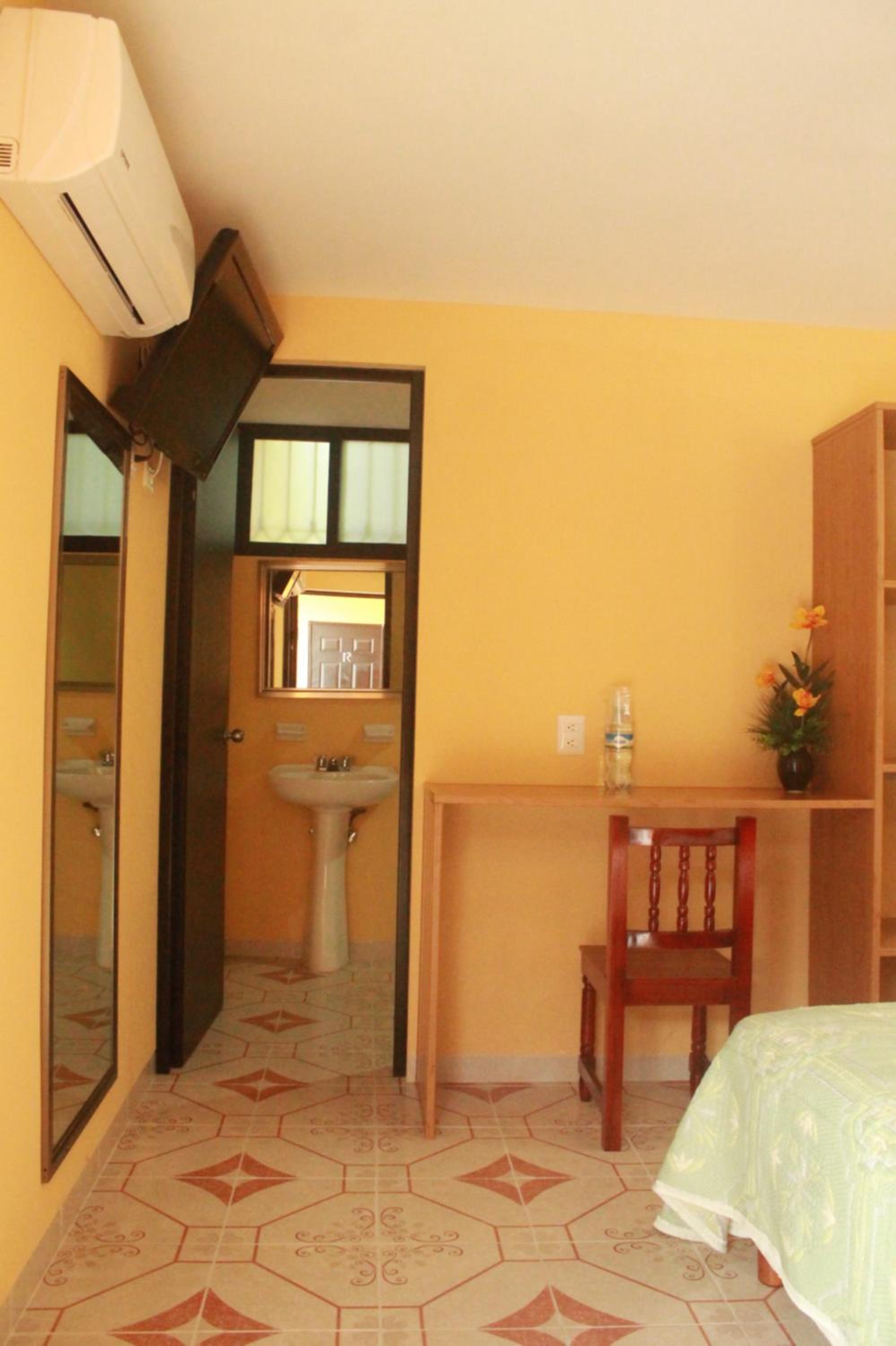 Standard Double Room photo 1
