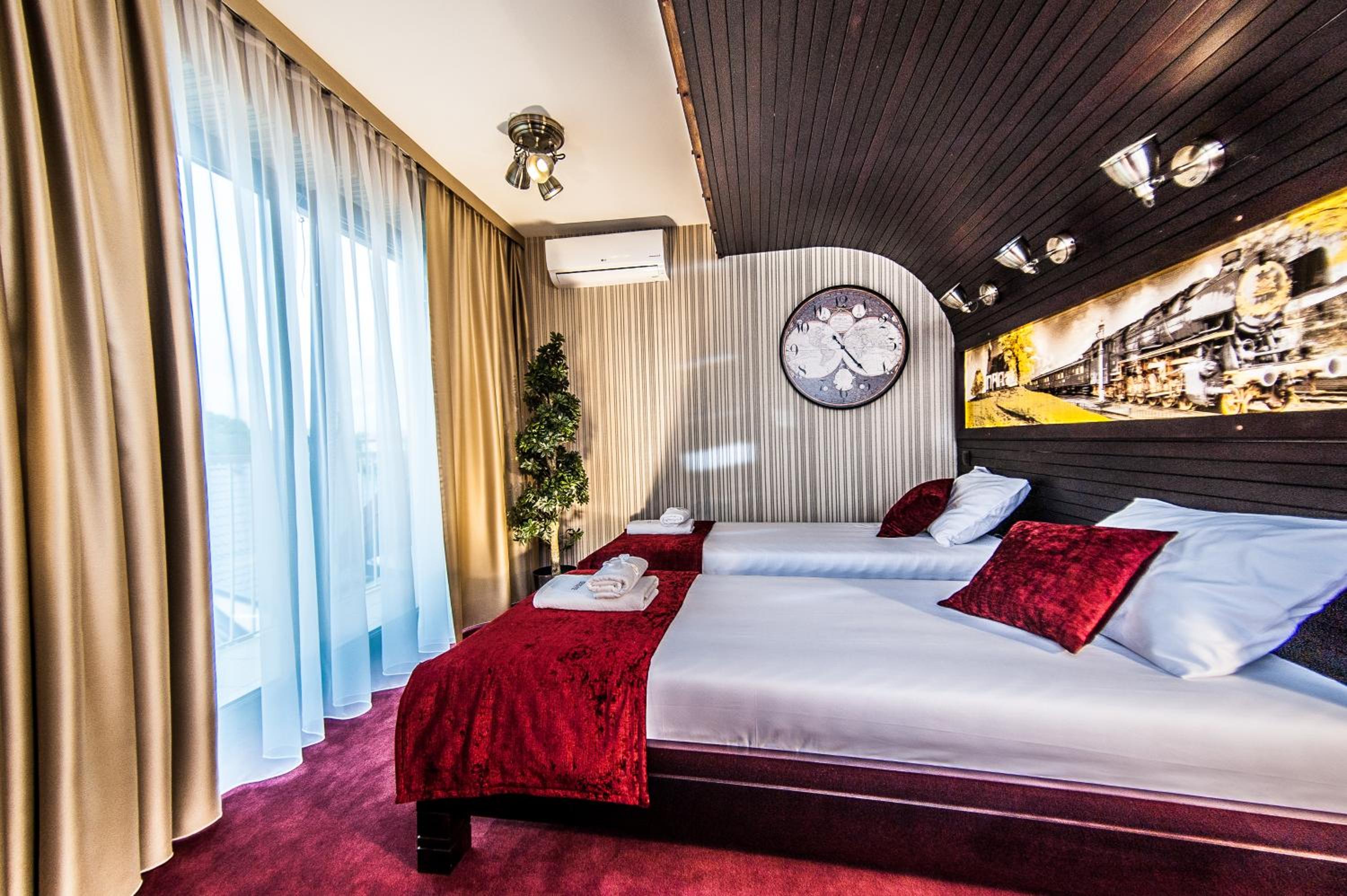 Standard Quadruple Room - Photo 1
