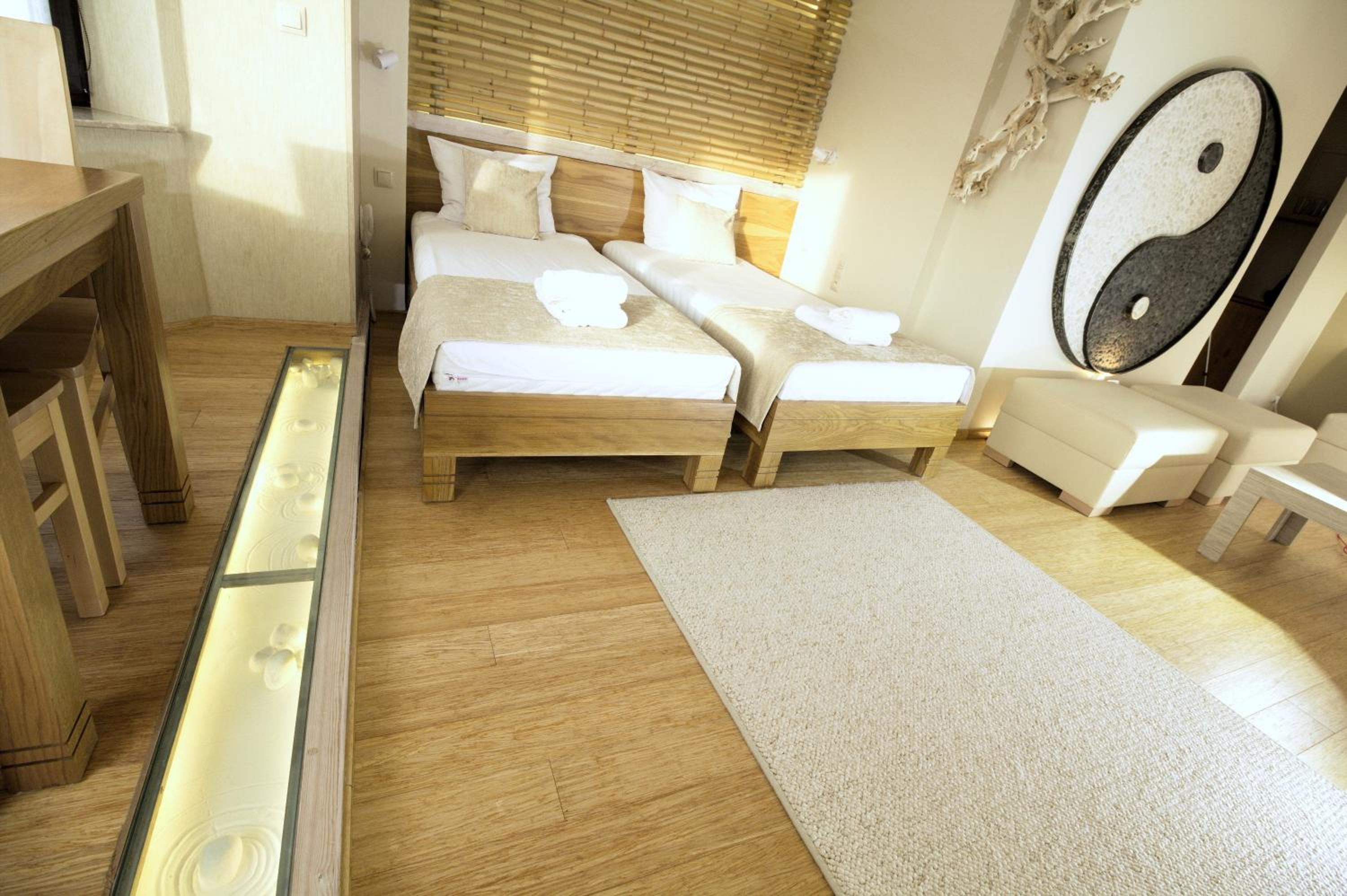 Superior Quadruple Room - Photo 6