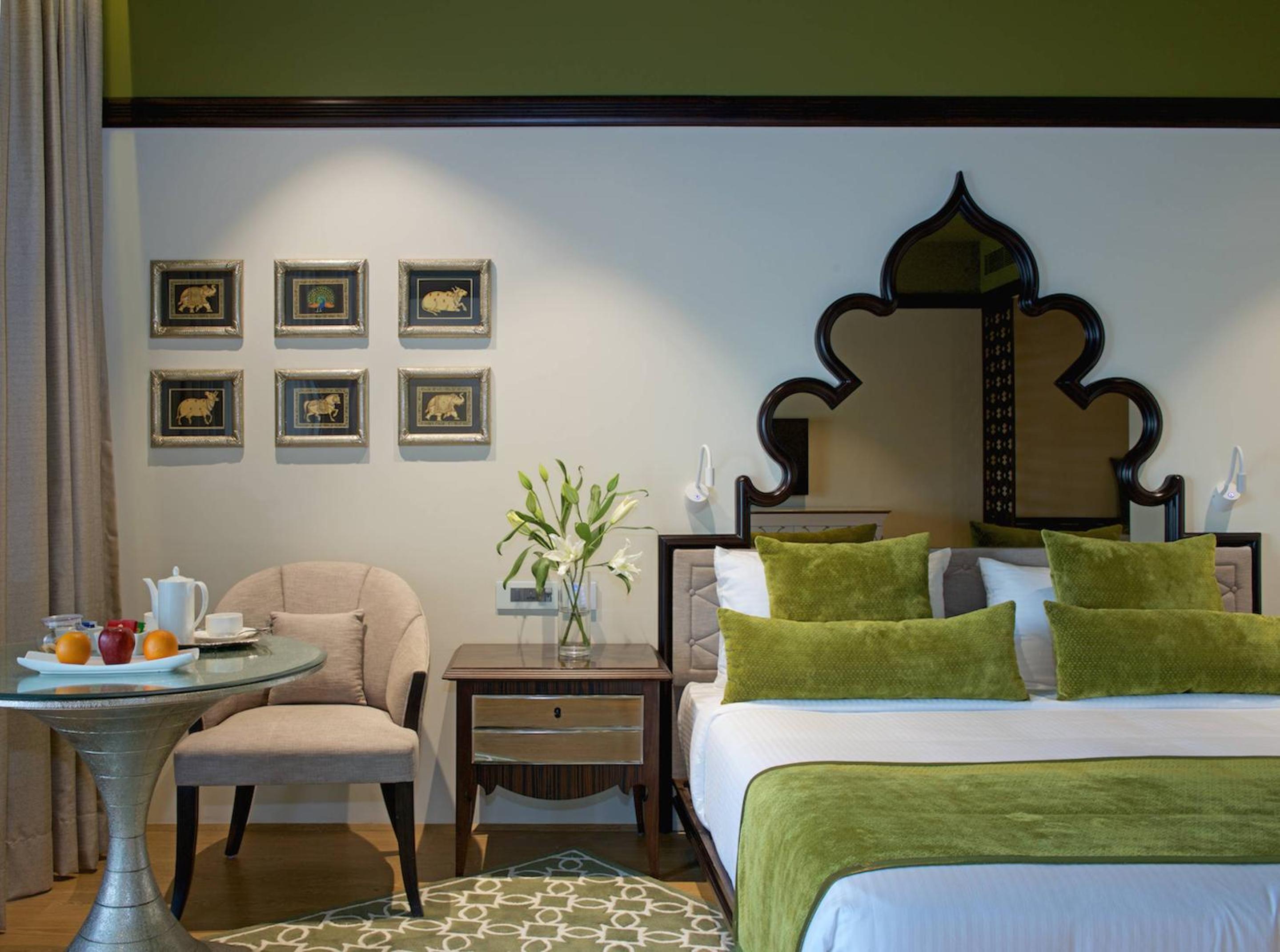Deluxe Double Room with City View - Photo 1