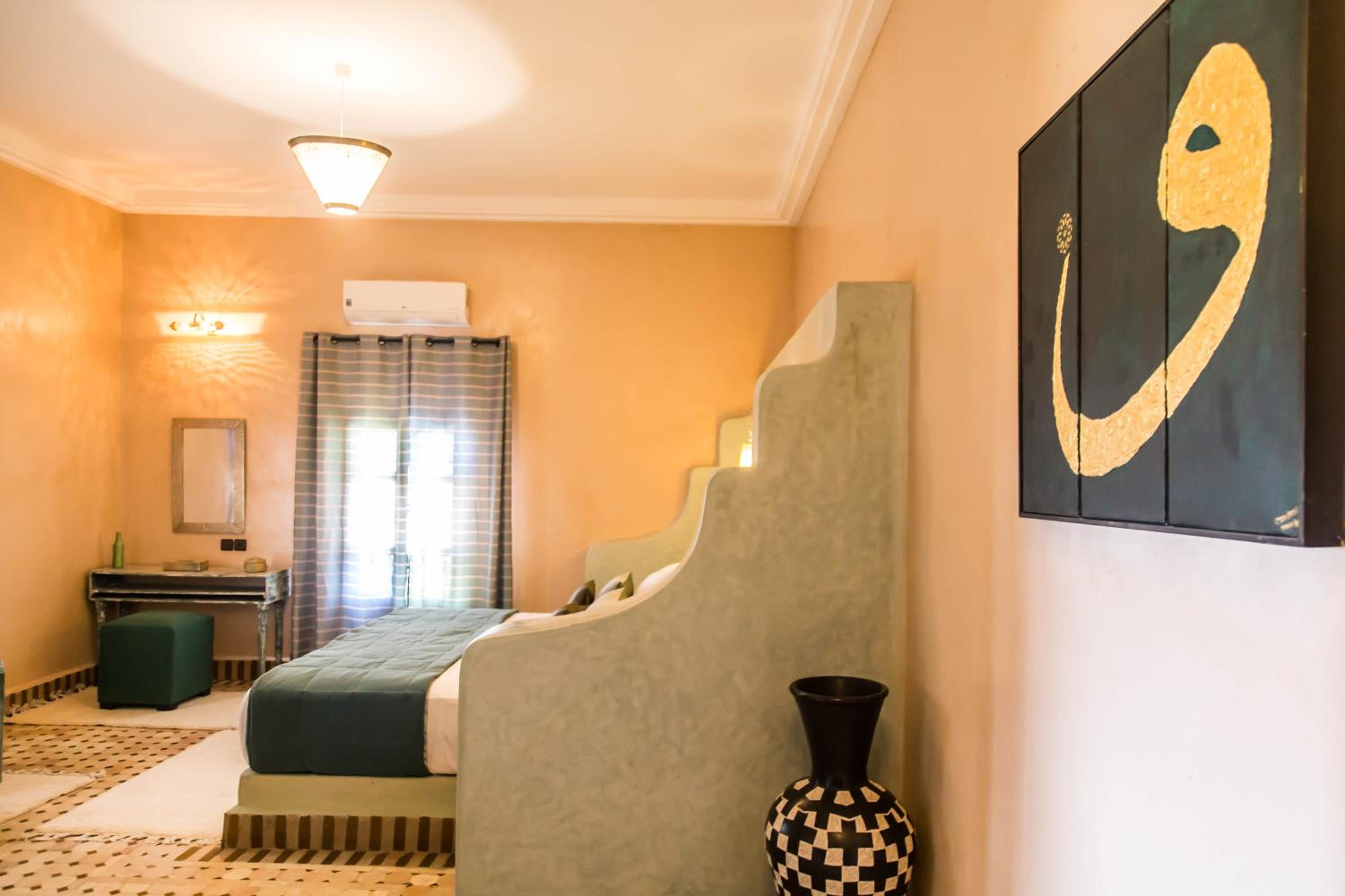 Superior Double Room - Photo 12