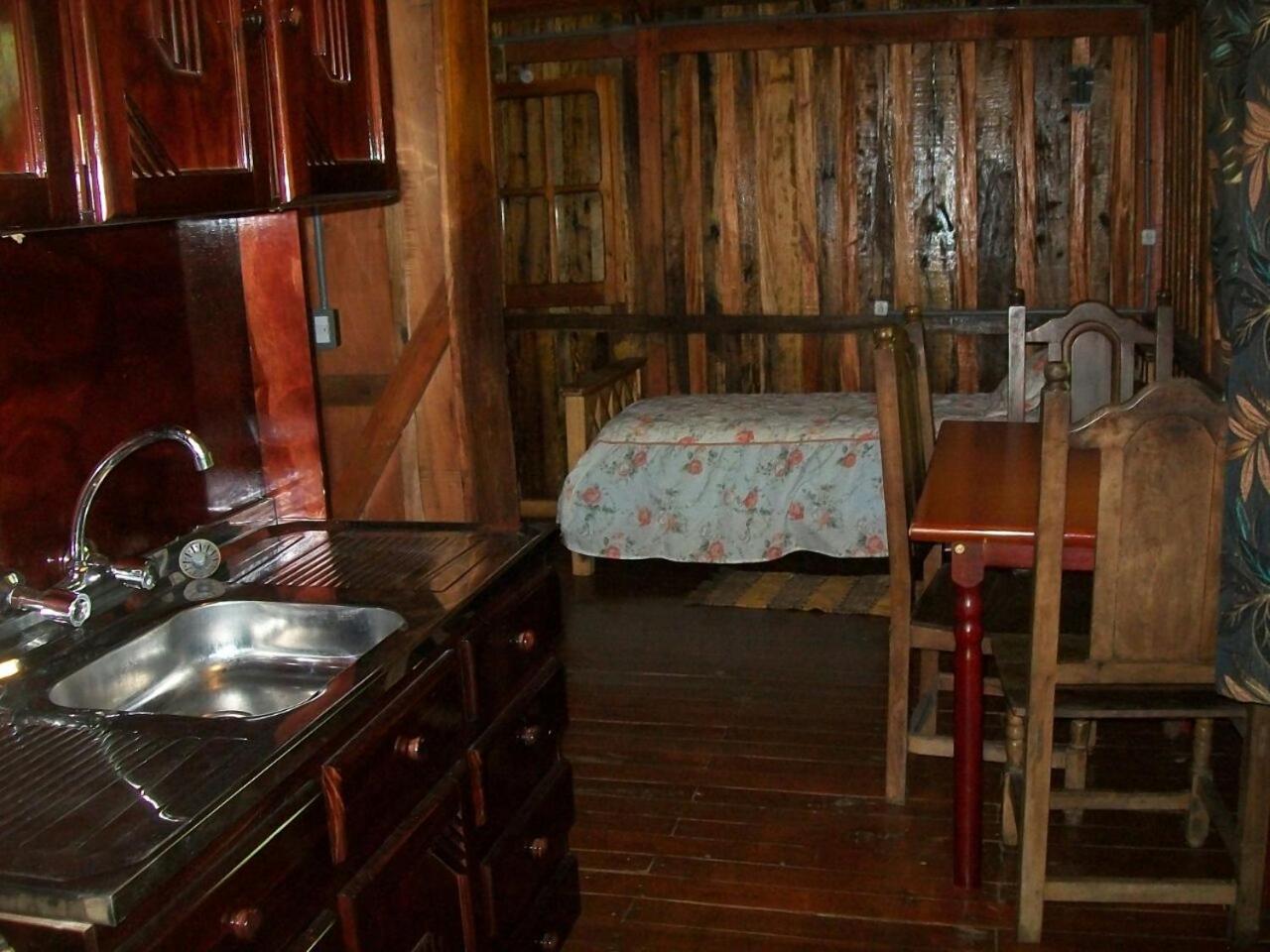 Family Bungalow photo 2