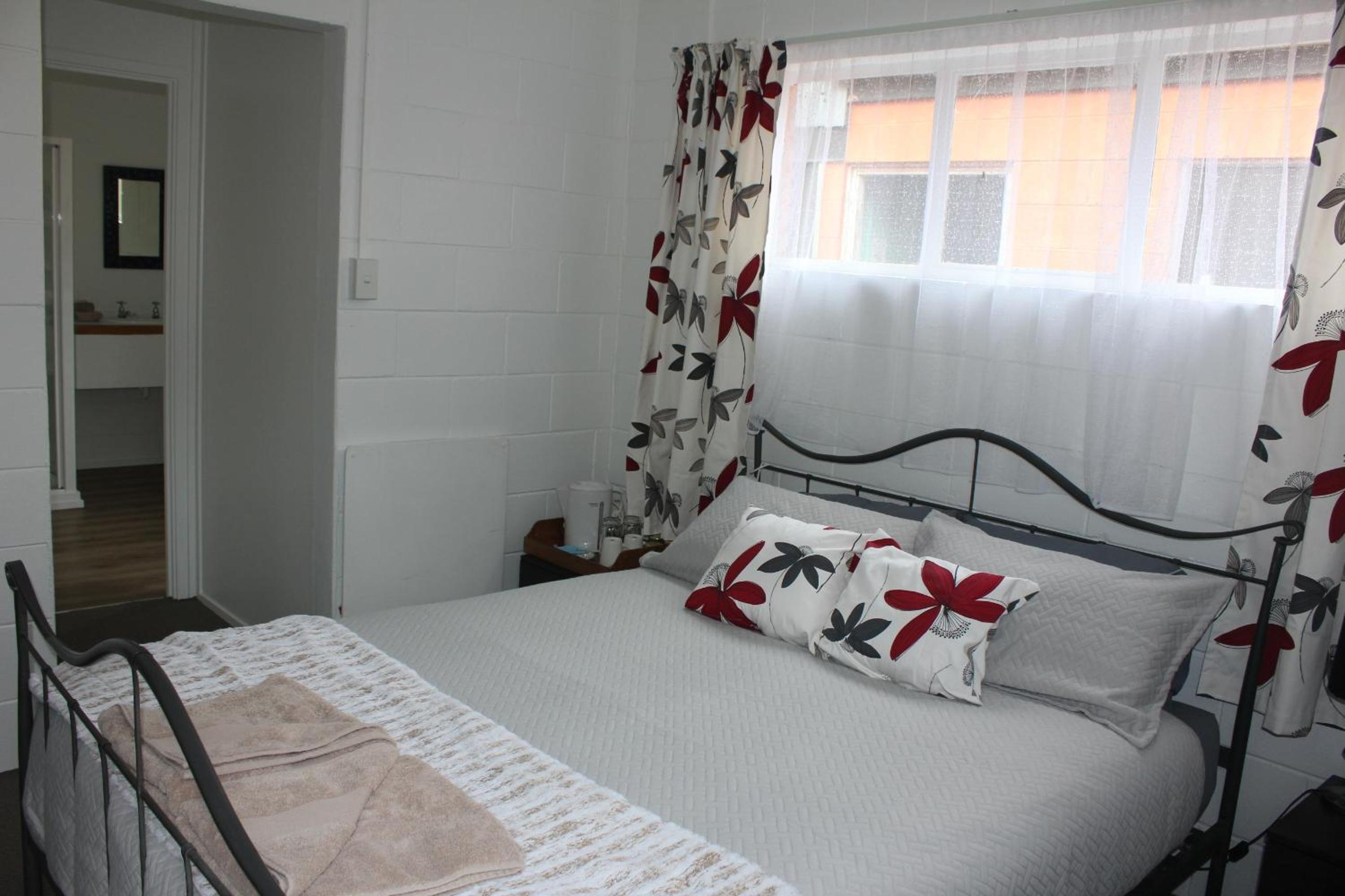 Double Room with Private Bathroom - Photo 1
