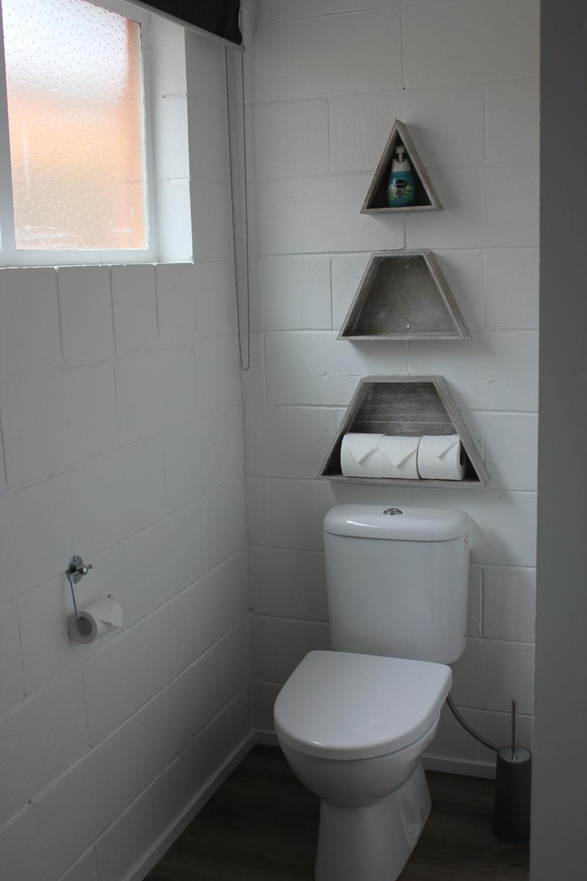 Double Room with Private Bathroom - Photo 5