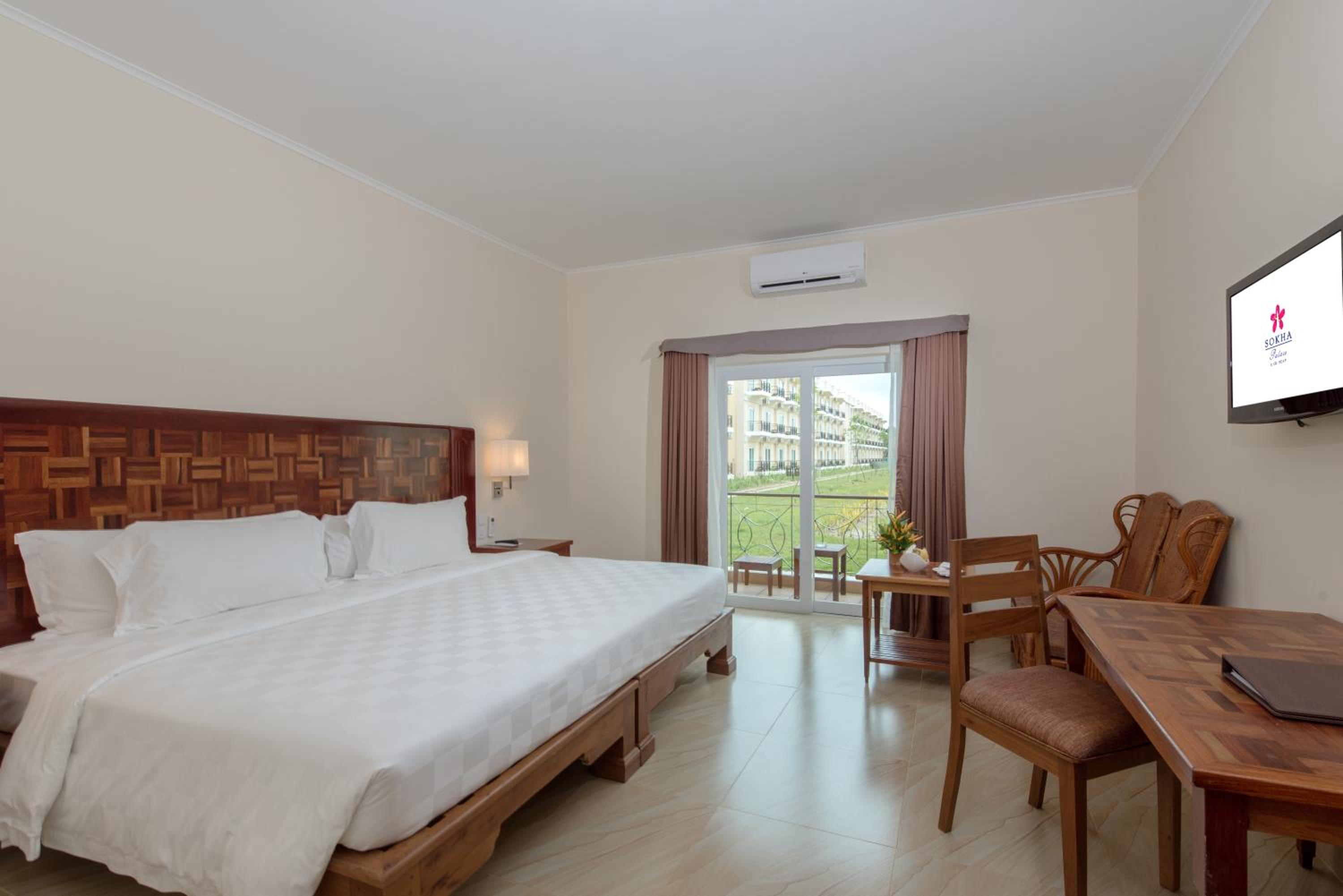 Superior Double Or Twin Room With Pool View