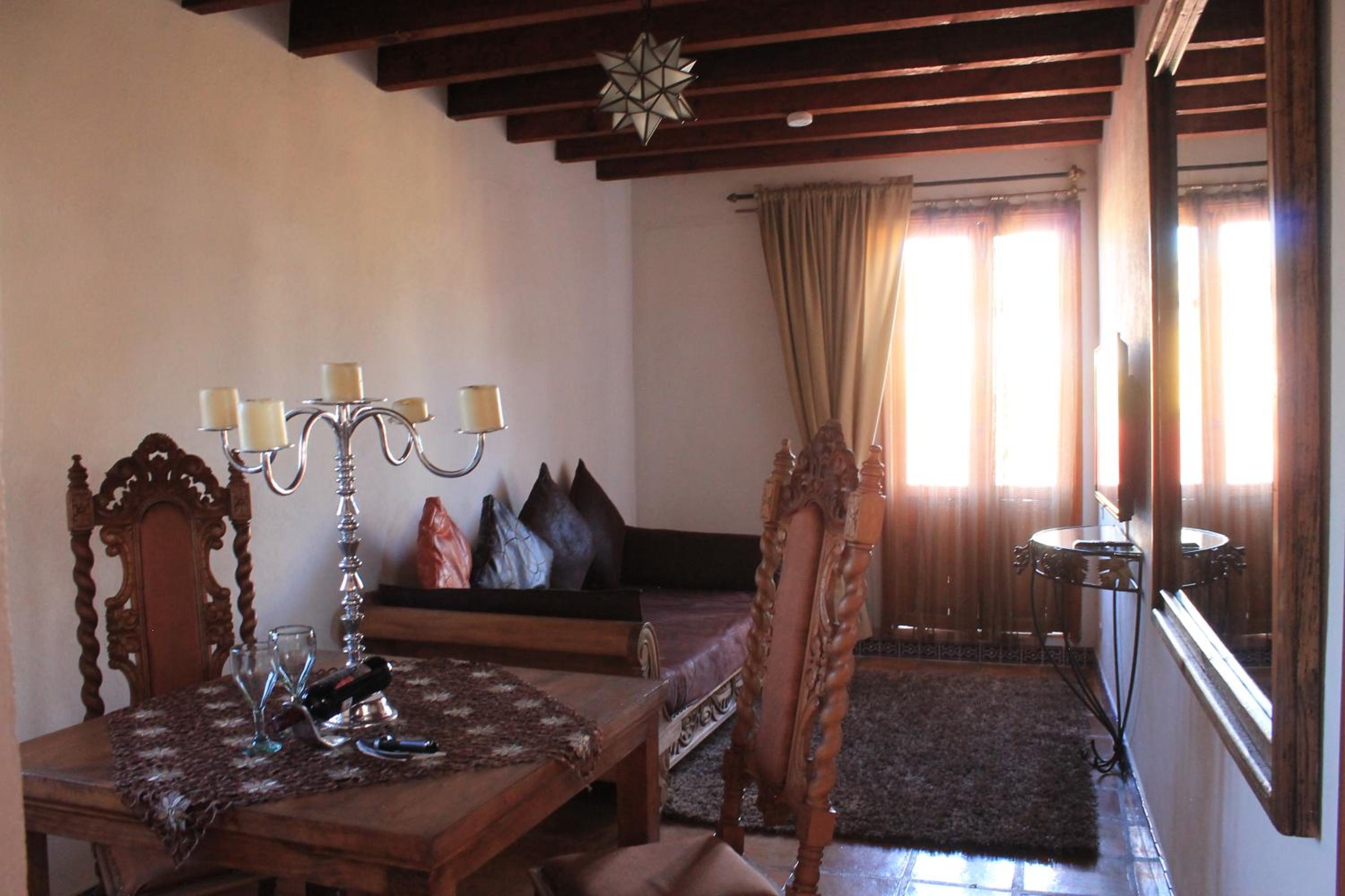 Suite with Terrace - Photo 10