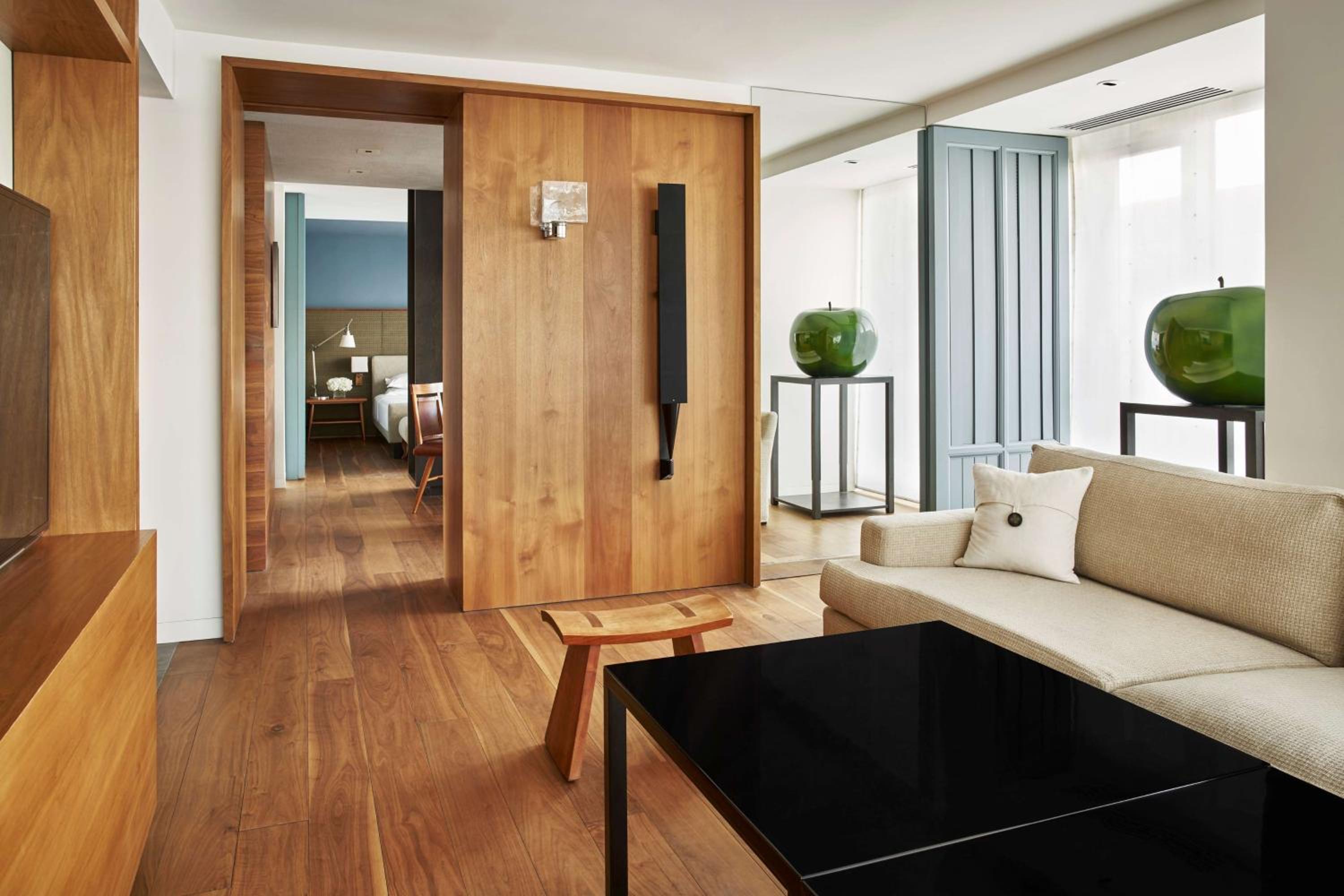 Ambassador Suite