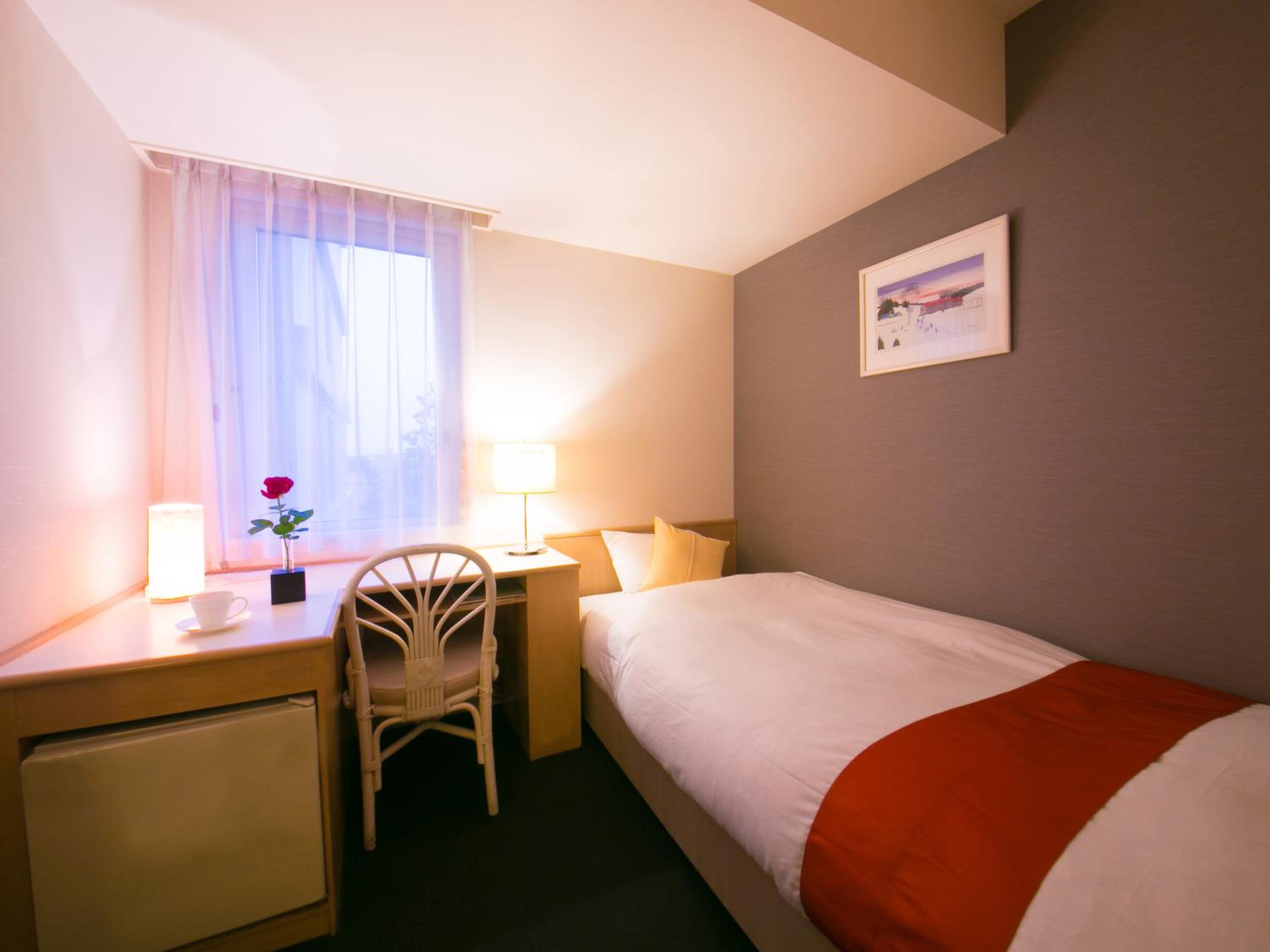 Single Room - Non-Smoking photo 2