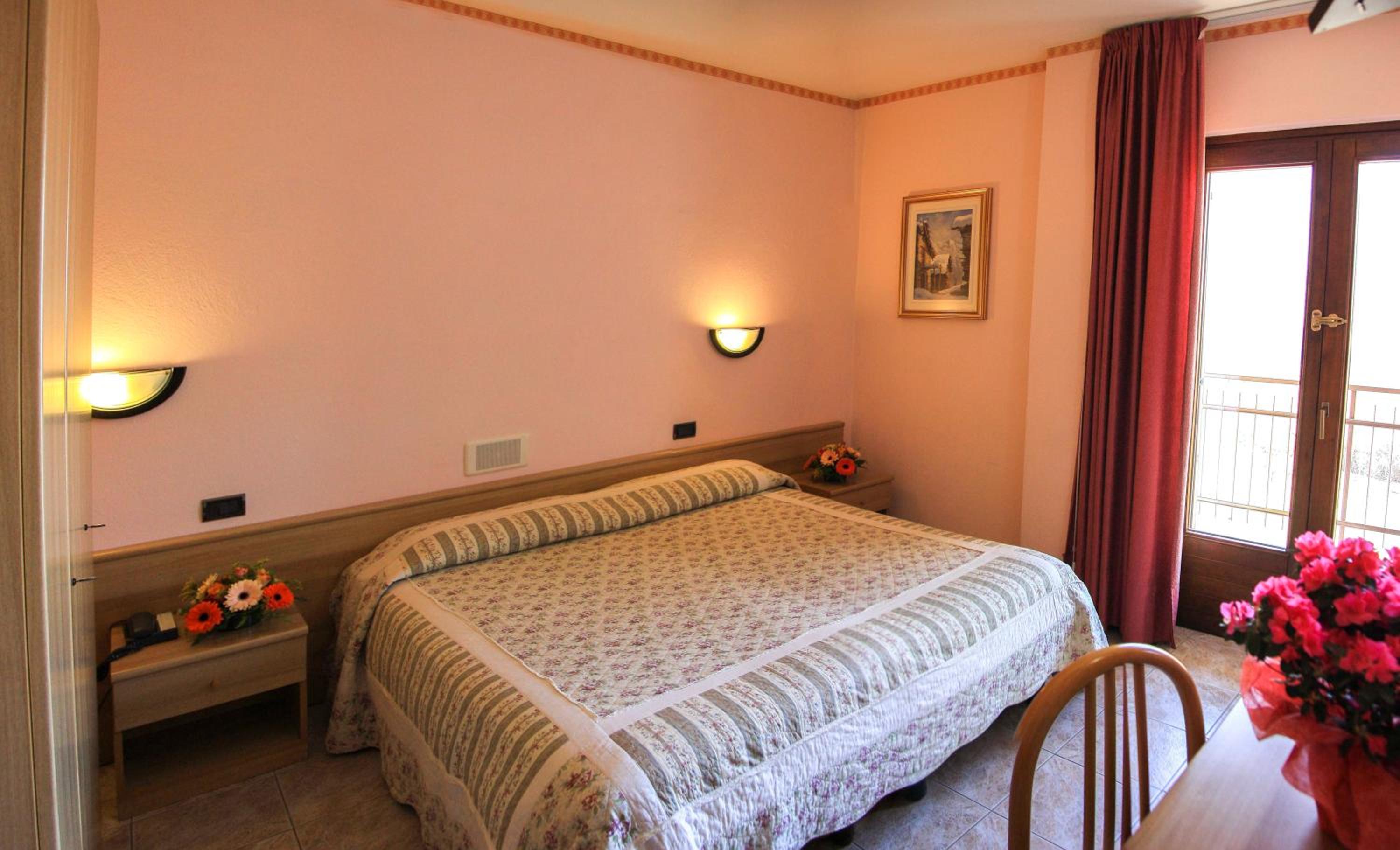 Single Room photo 1