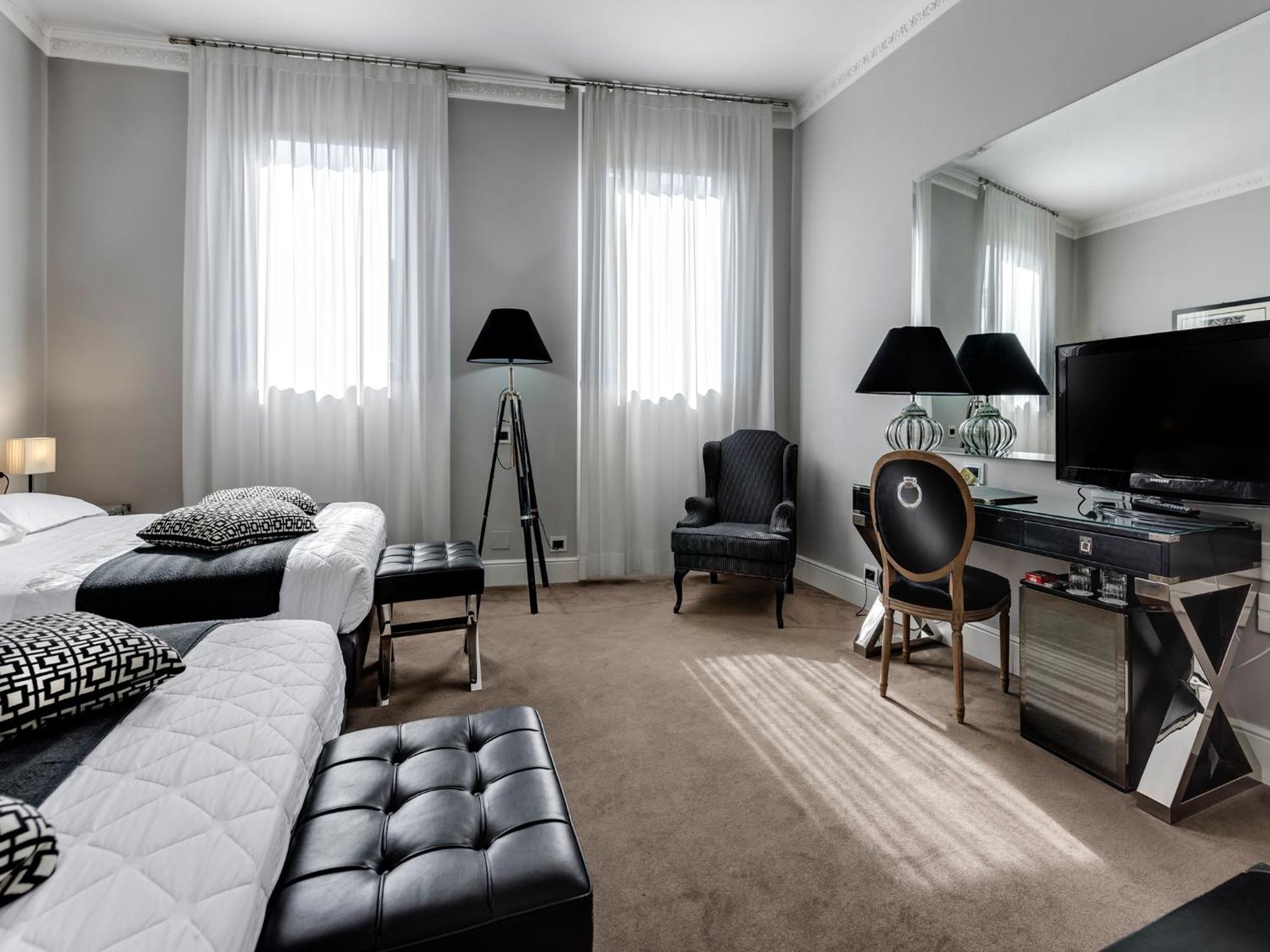 Classic Quadruple Room