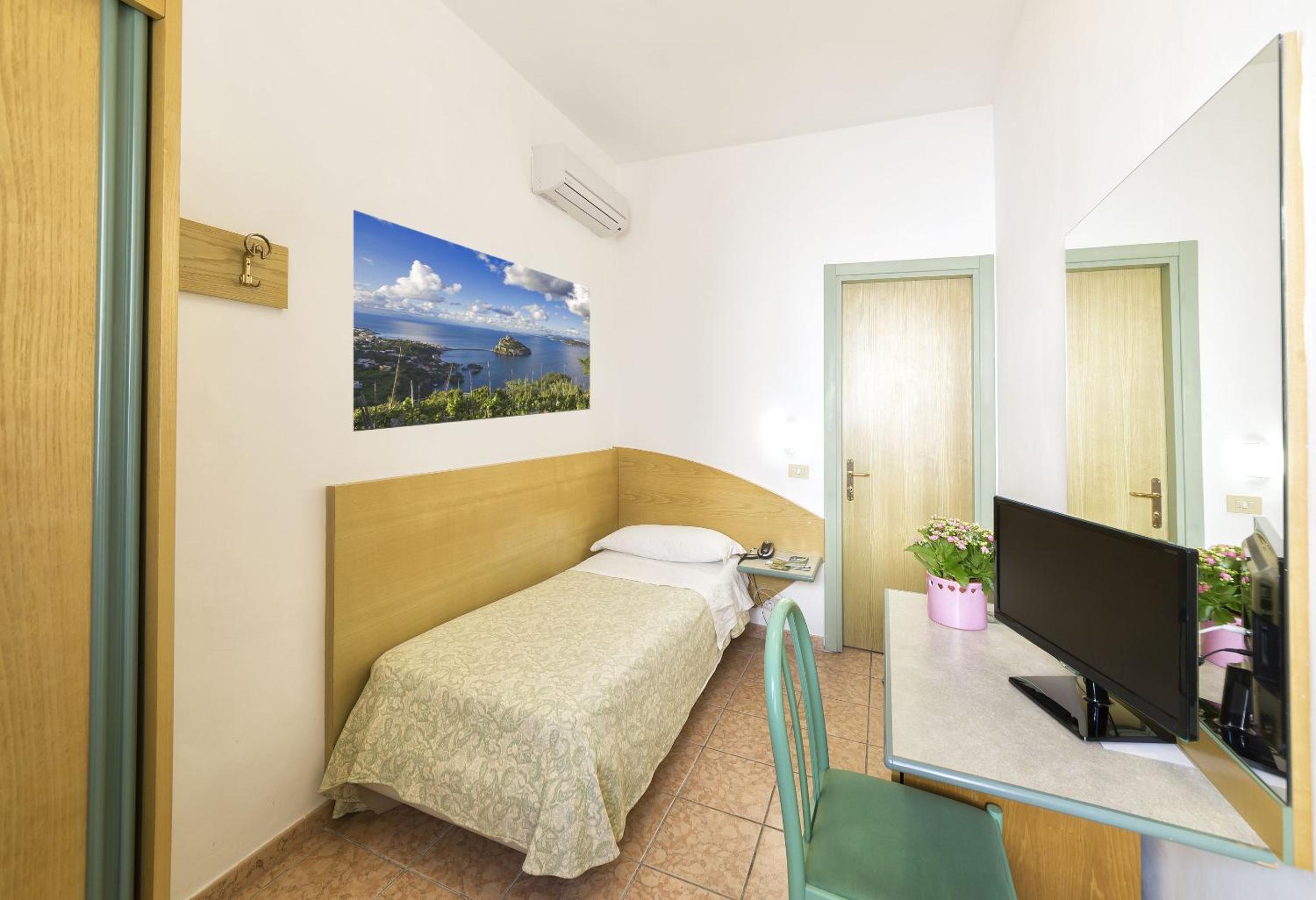Economy Single Room