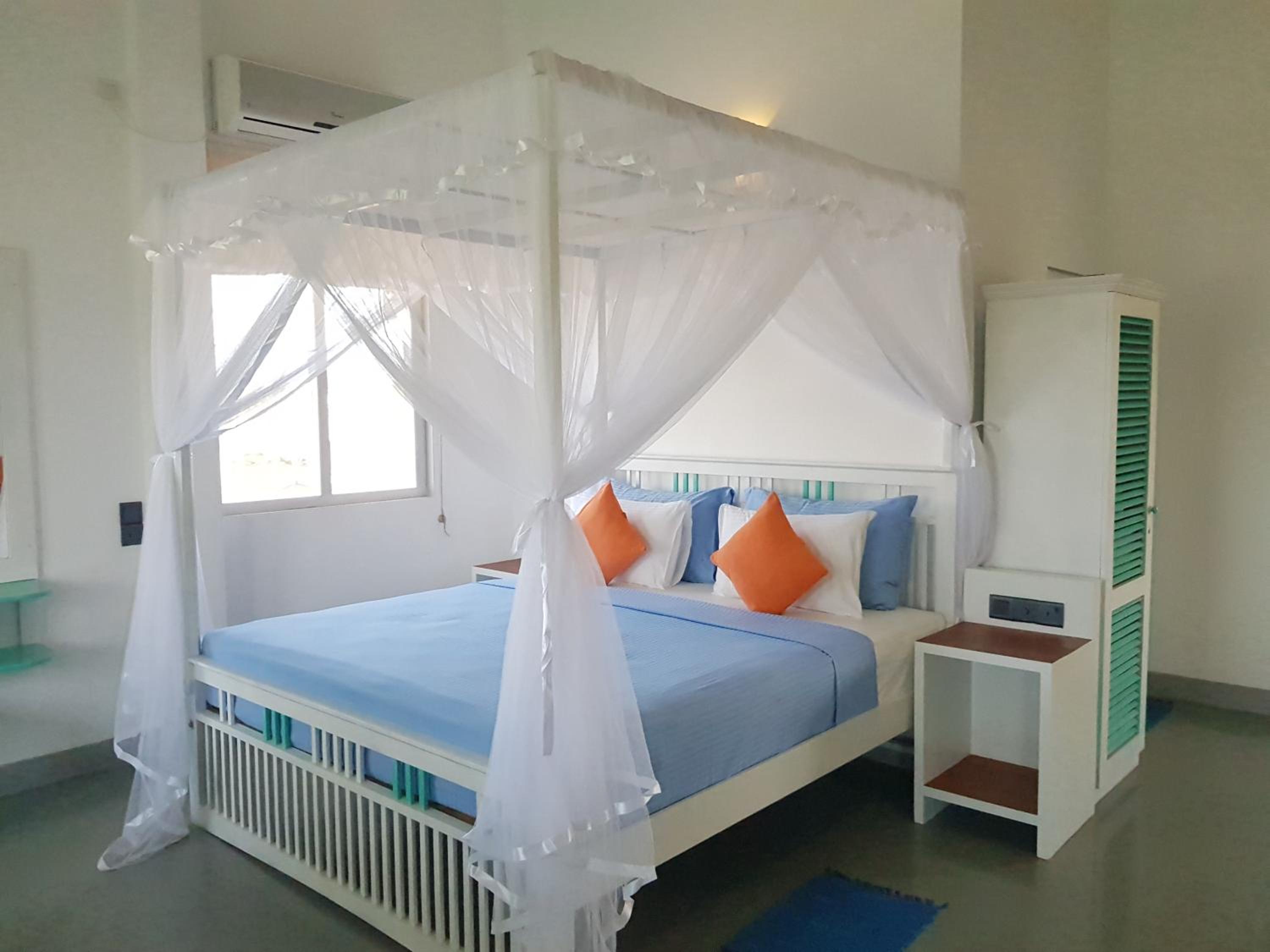Deluxe Double Room with Balcony and Sea View photo 3