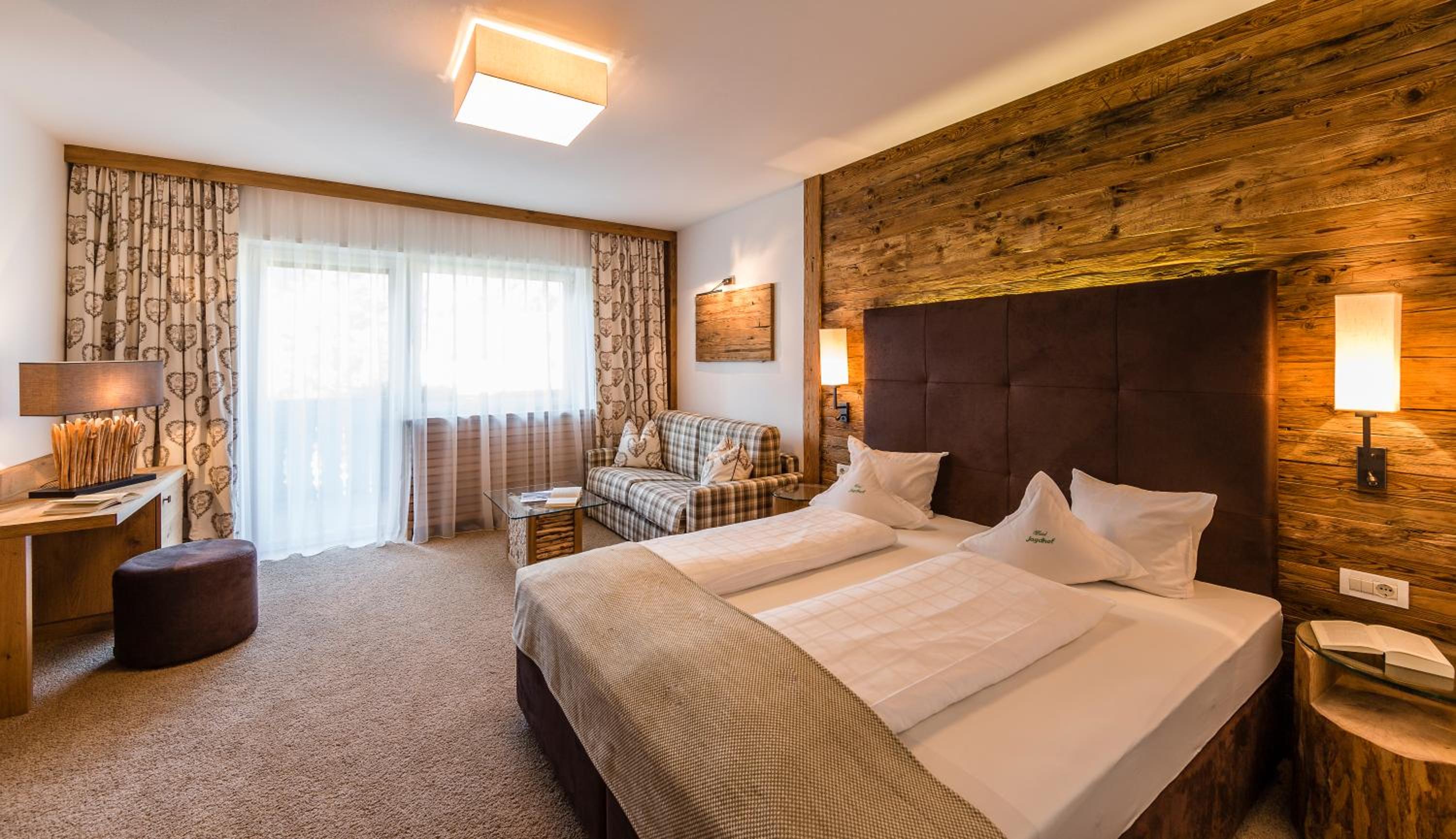Double Room with Balcony - Photo 2