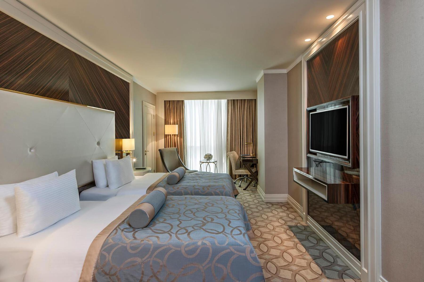 Deluxe Room with 2 Single Beds photo 1