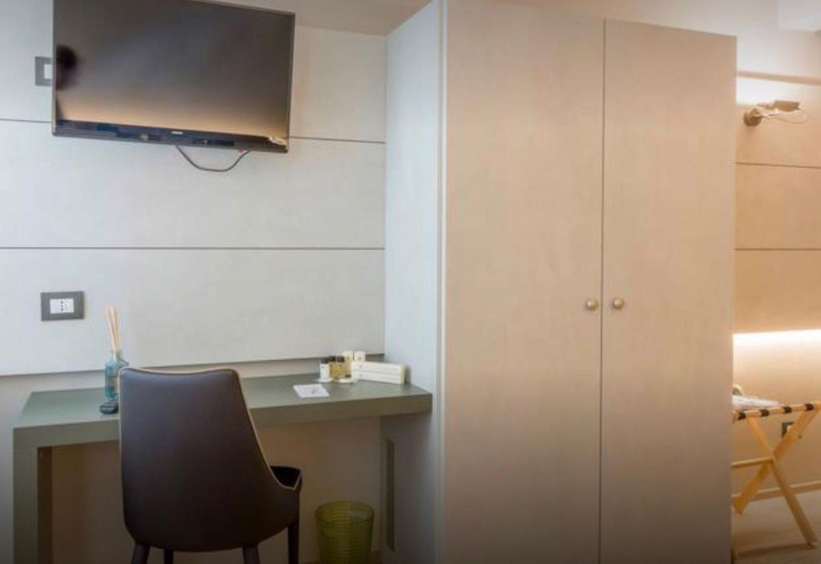 Basic Triple Room photo 1