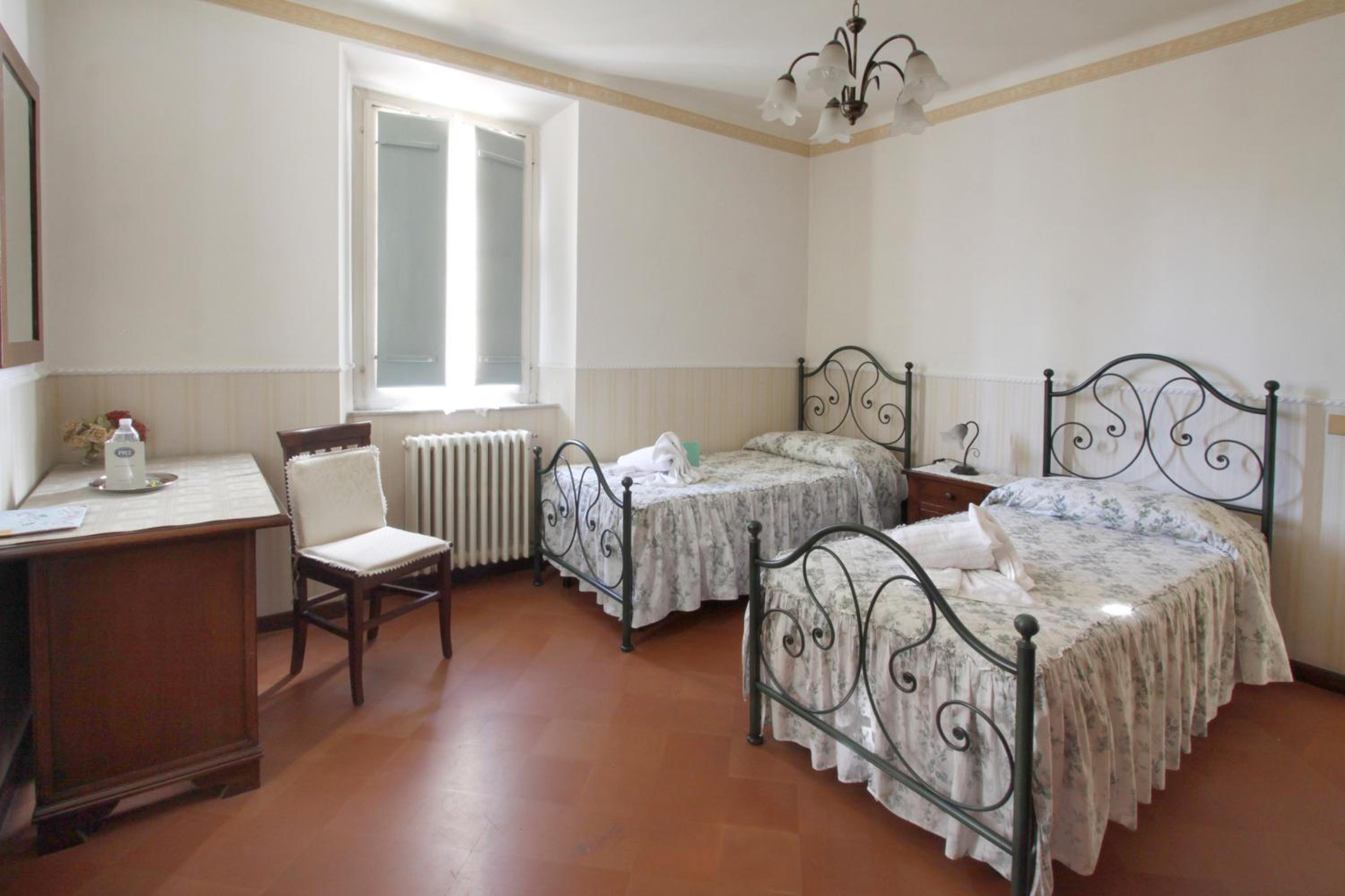 Twin Room photo 1