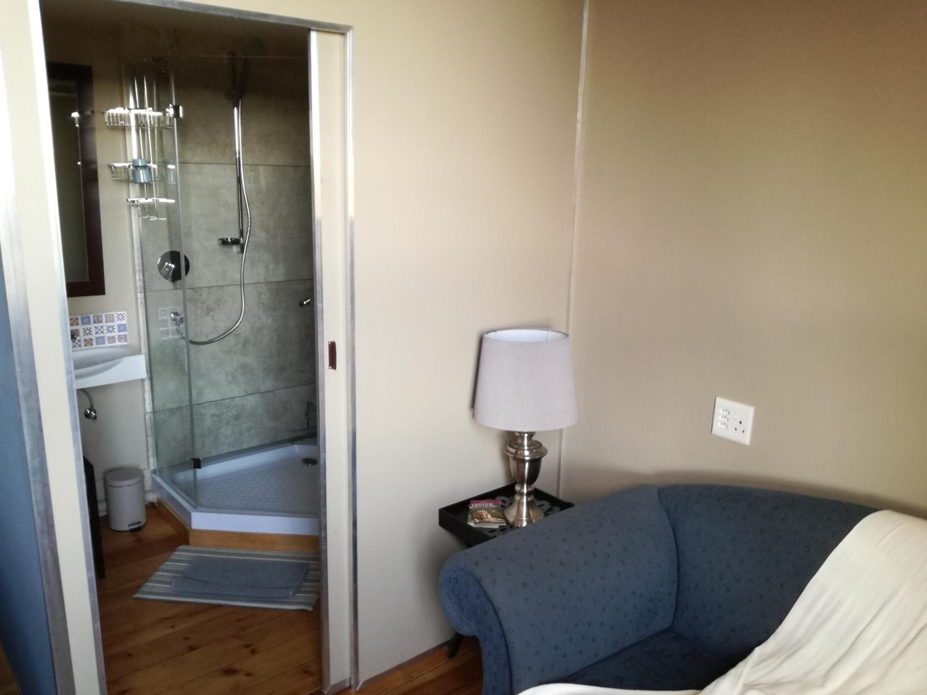 Deluxe King Room photo 3