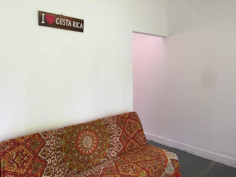 One-Bedroom House photo 3