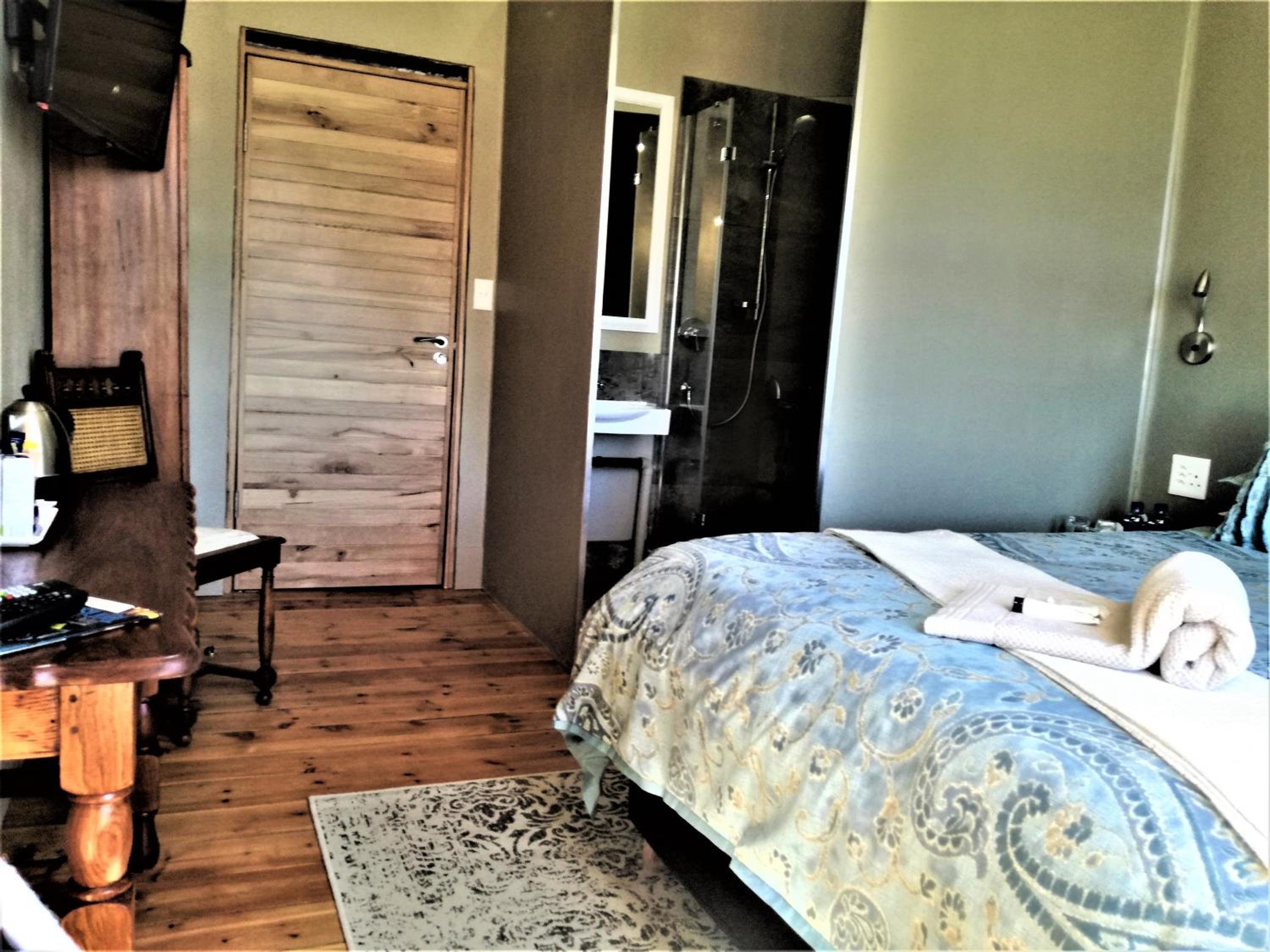 Queen Room