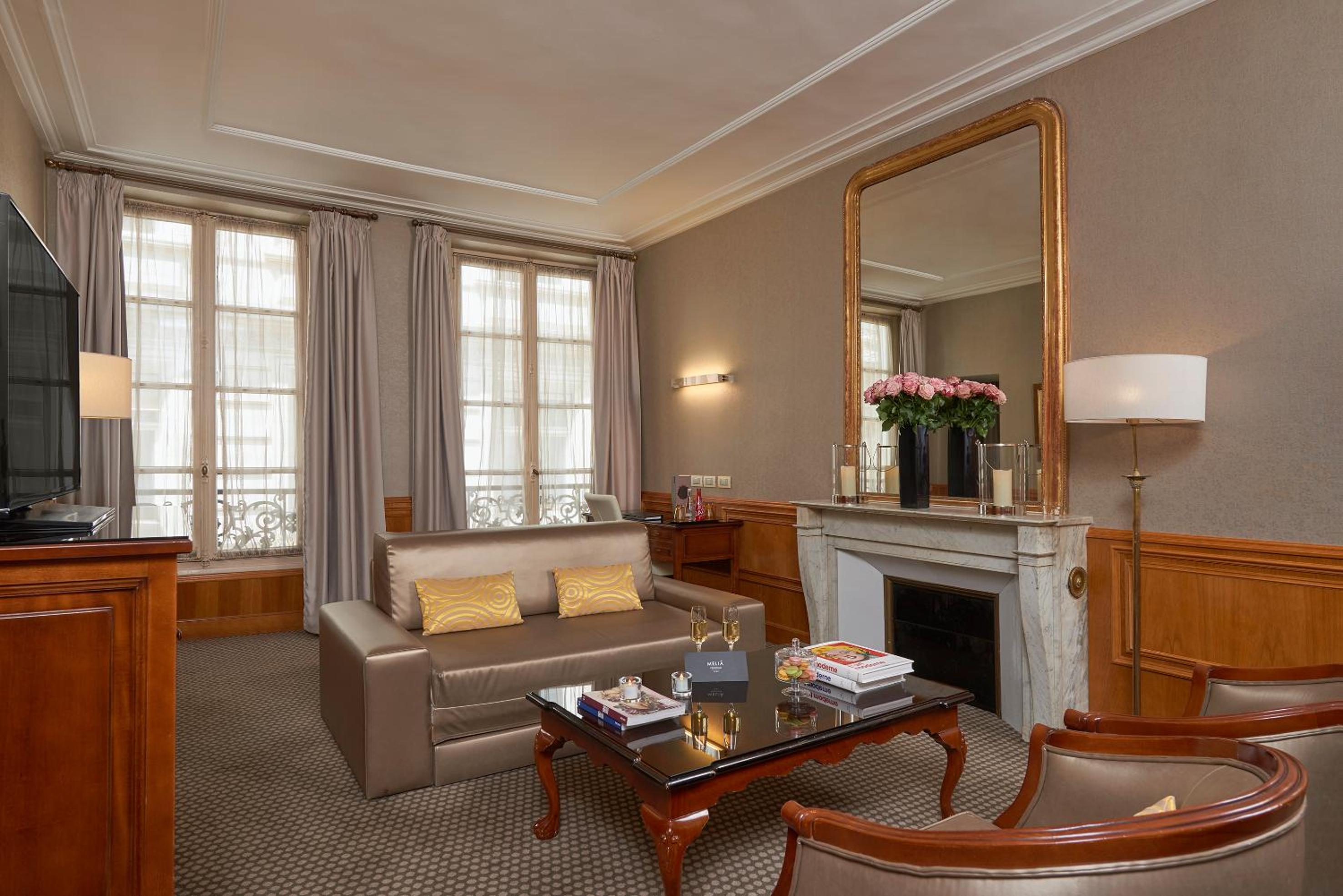 Grand Suite thumbnail 6