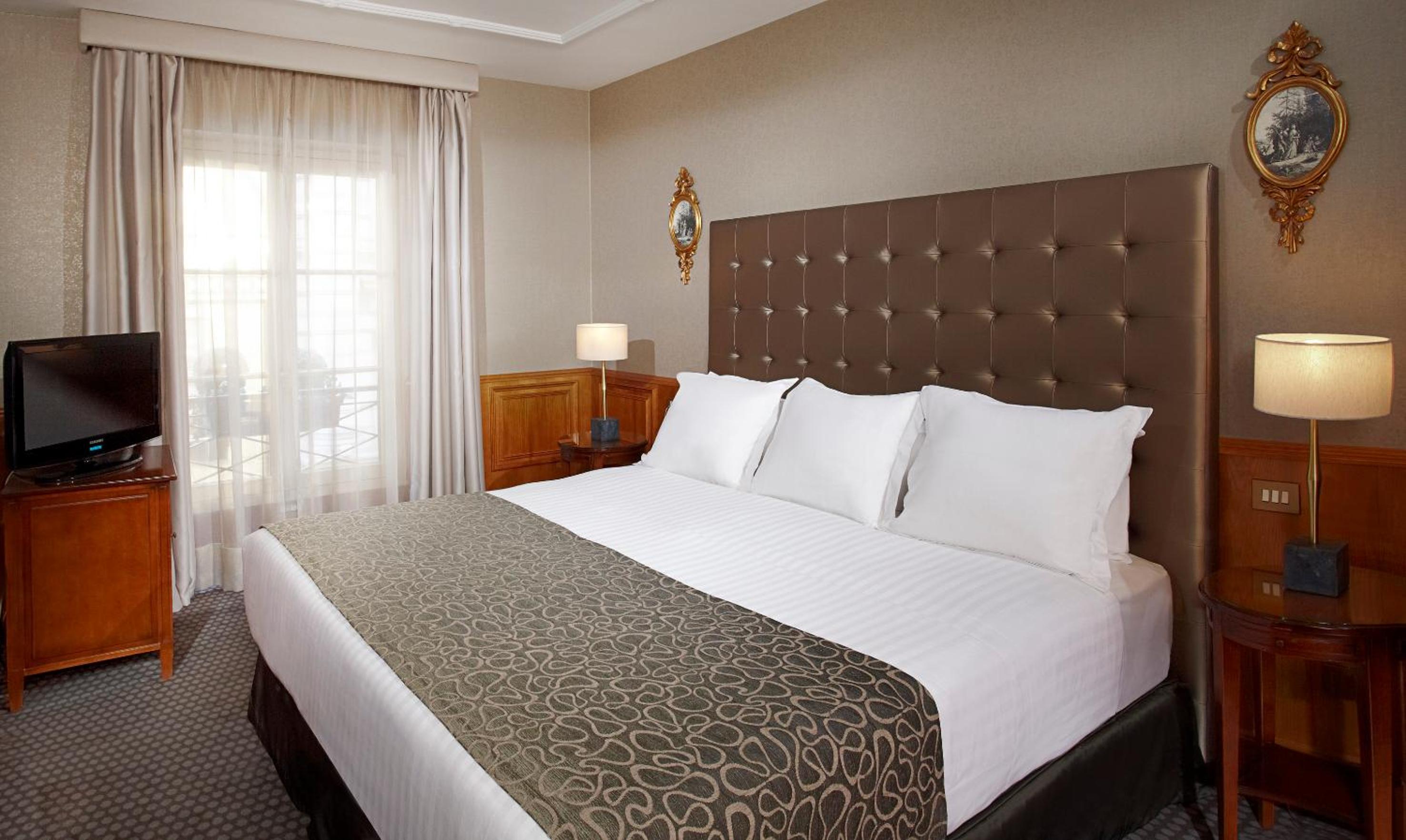 Junior Suite thumbnail 6