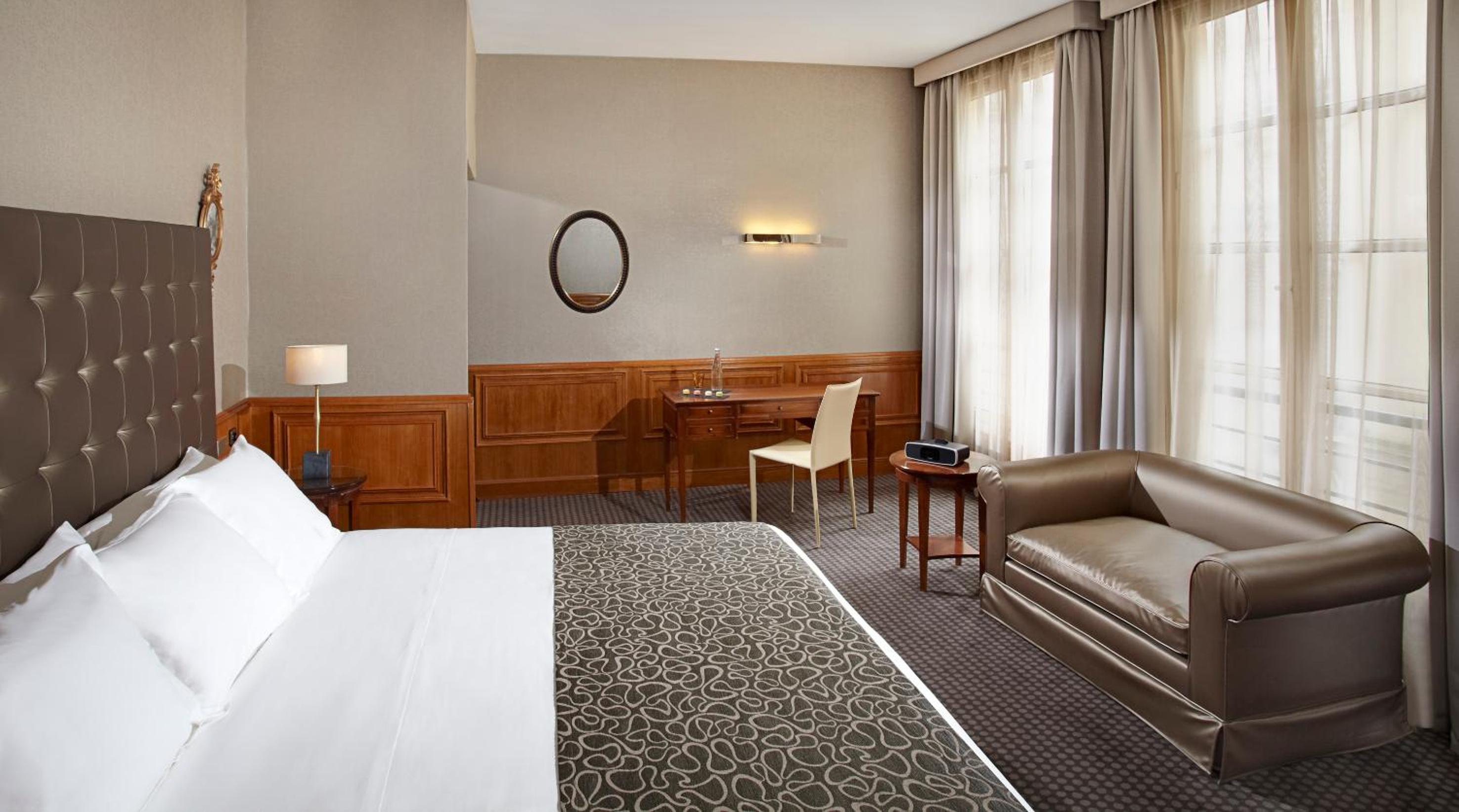 Grand Premium Double Room