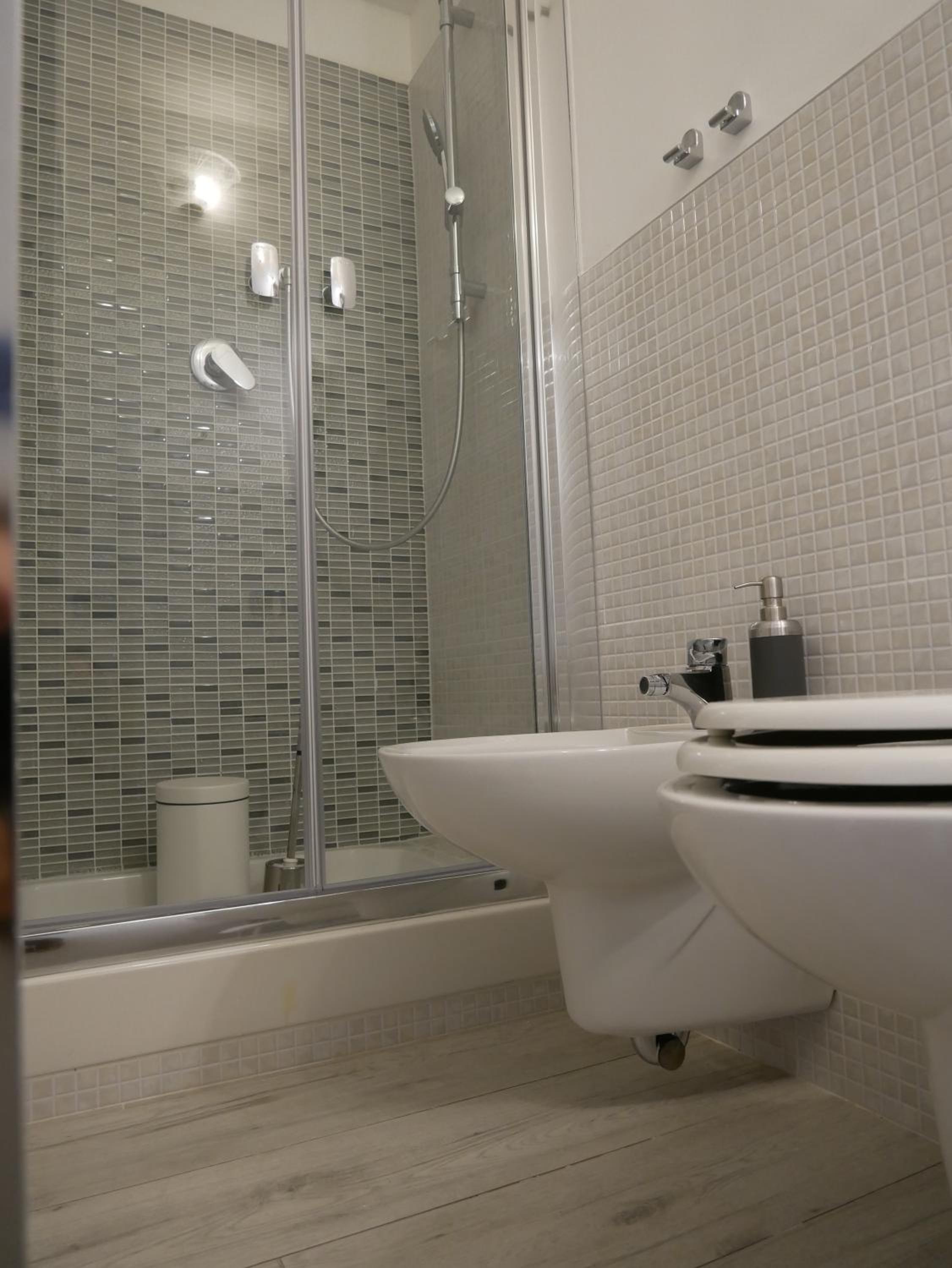 Triple Room with Private Bathroom - Photo 7