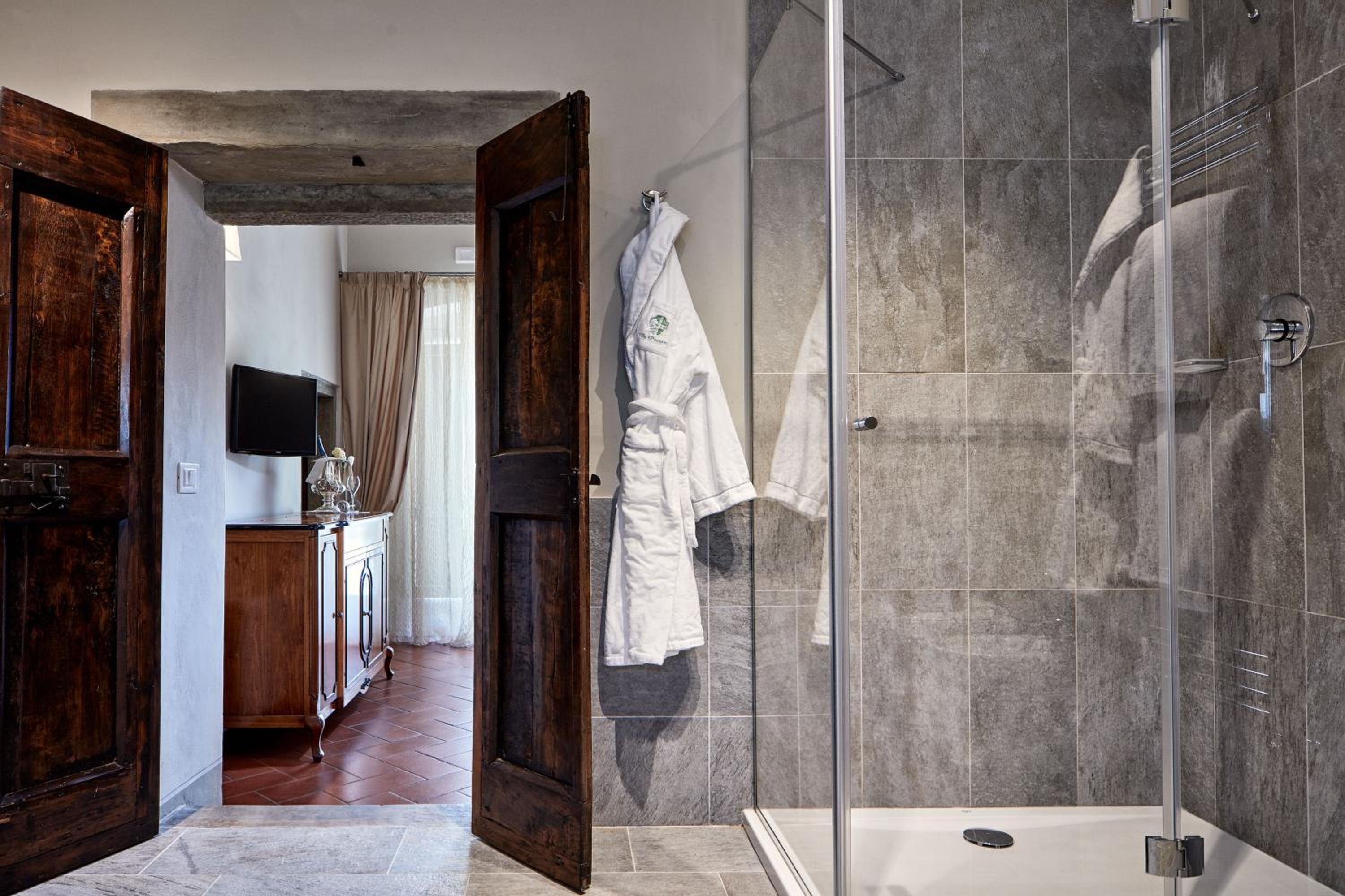Courtyard Junior Suite - Photo 8