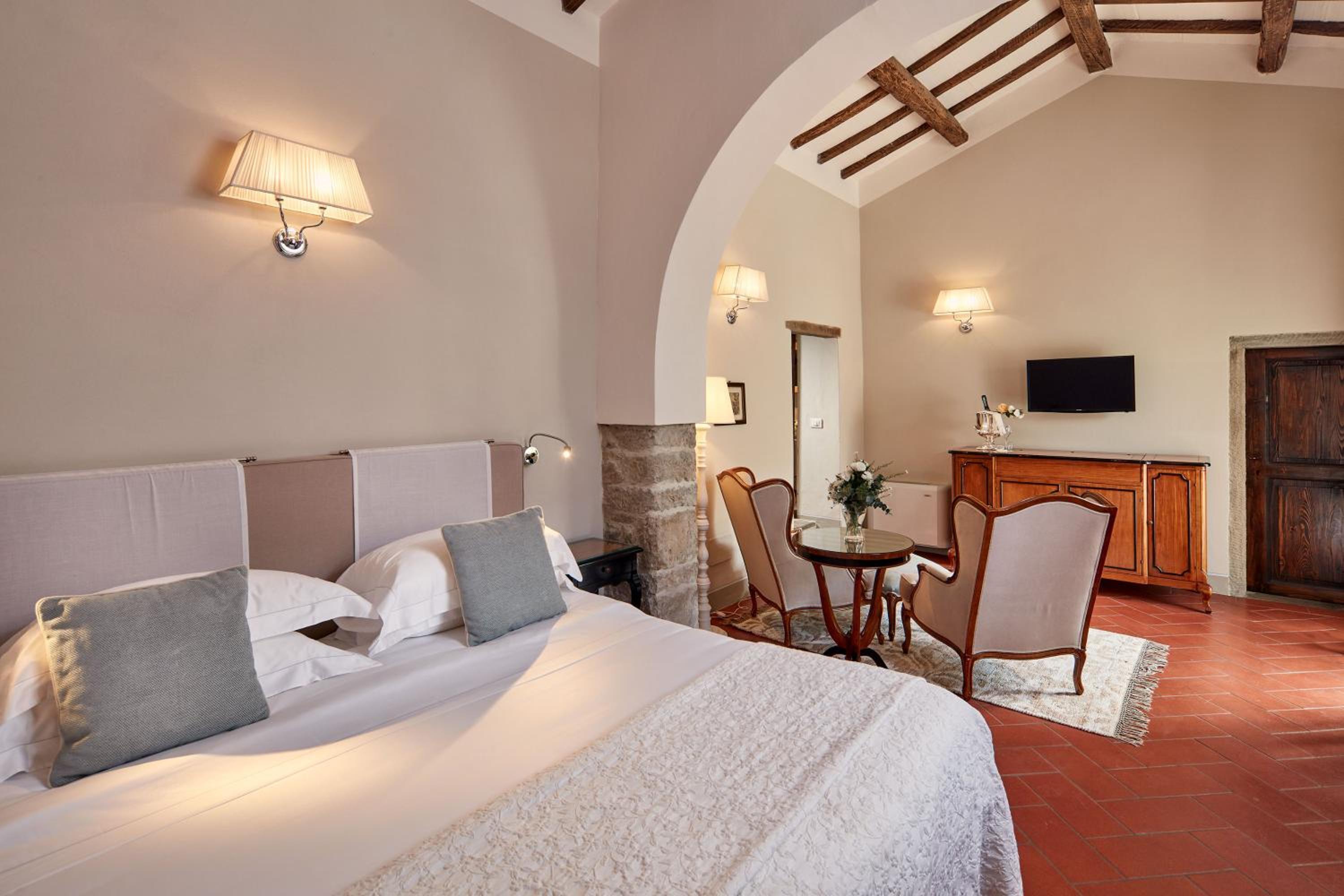 Courtyard Junior Suite - Photo 5