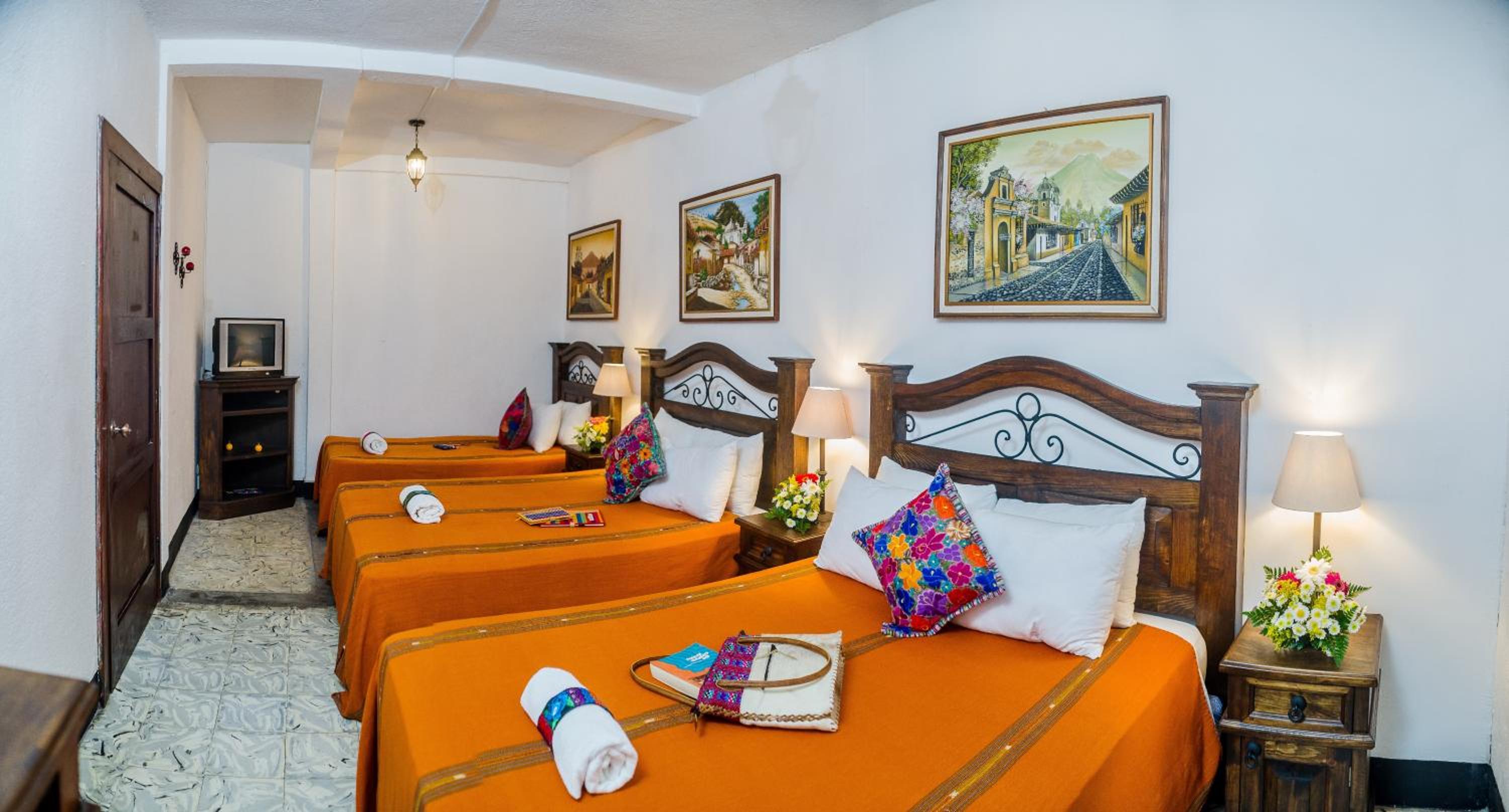 Triple Room with Private Bathroom photo 3