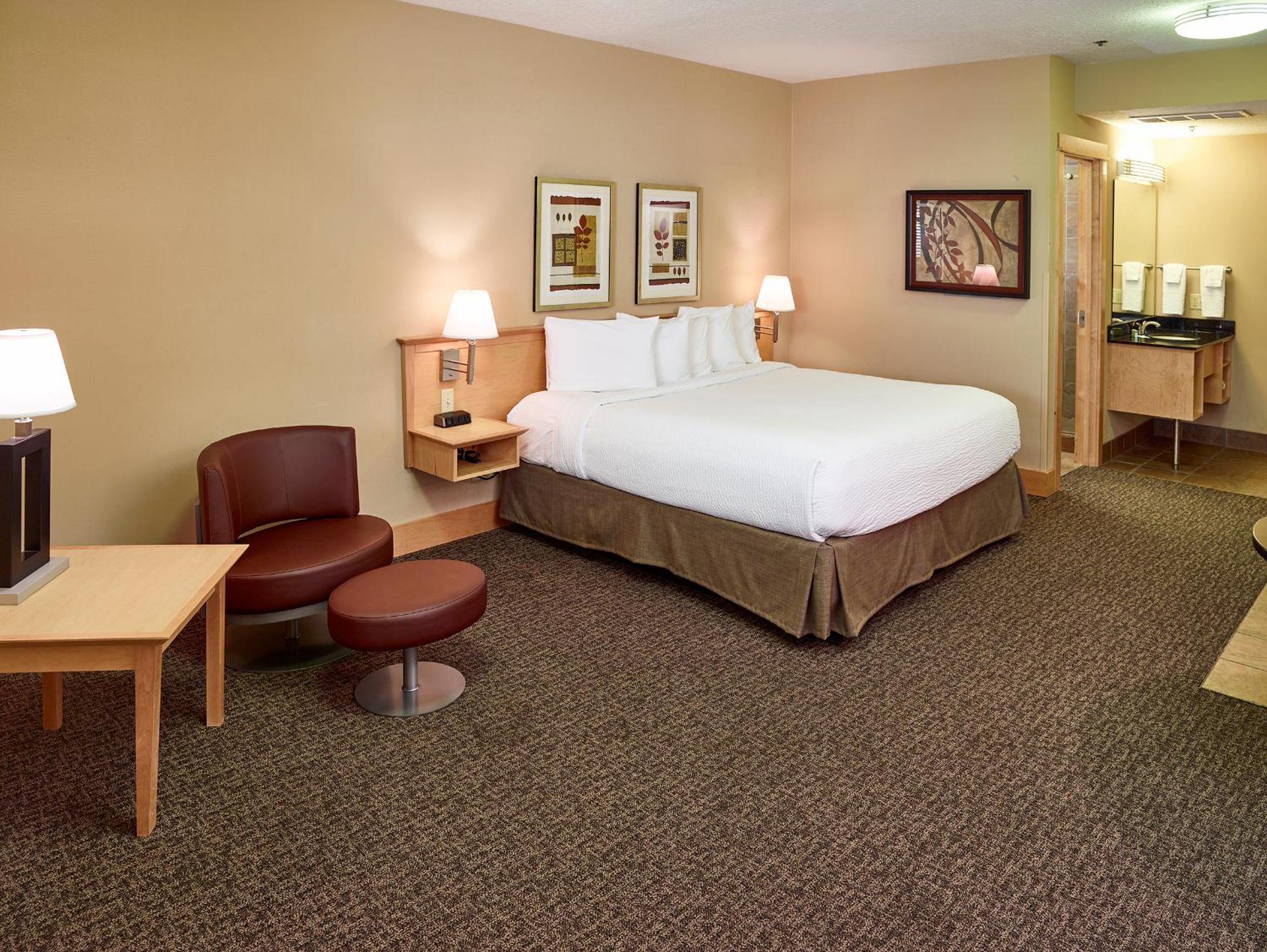 Executive King Room - Non-Smoking - Photo 5