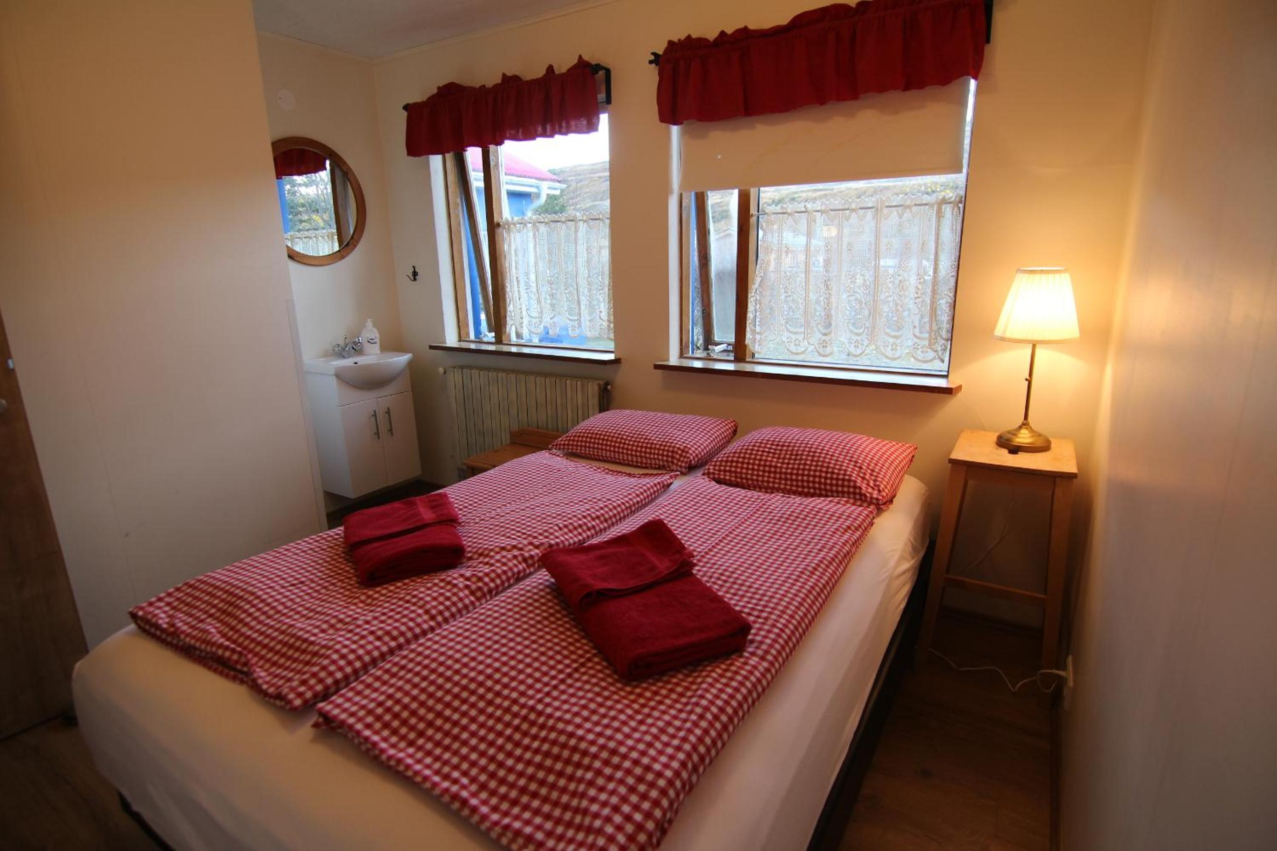 Small Double Room photo 1