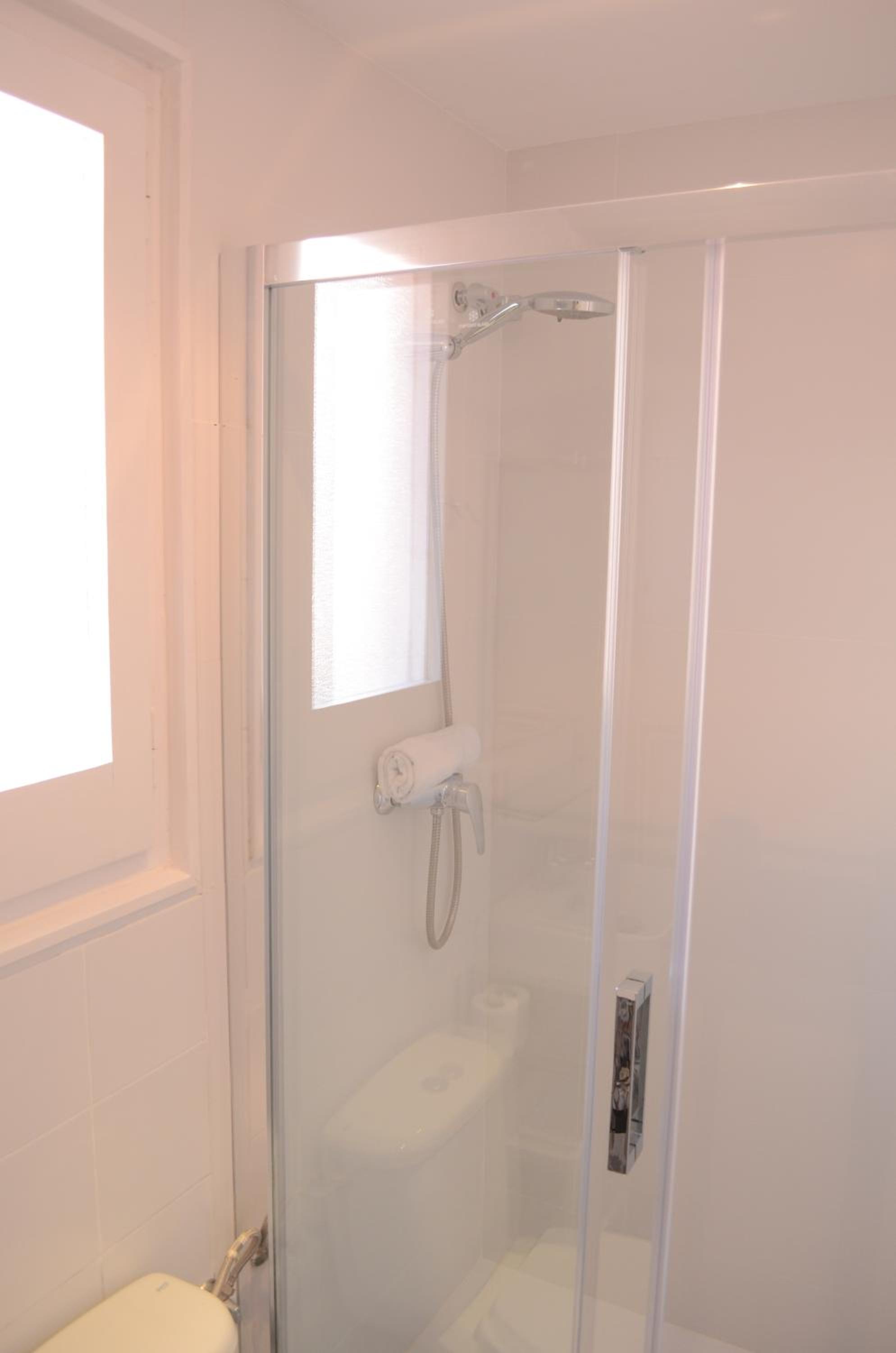 Three-Bedroom Apartment - Mare de Deu del Remei Street, 23  photo 2